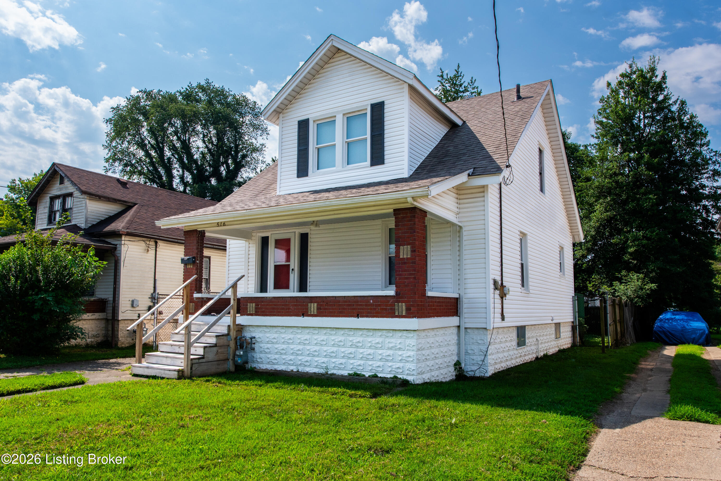 516 Colorado Ave Property Photo 3