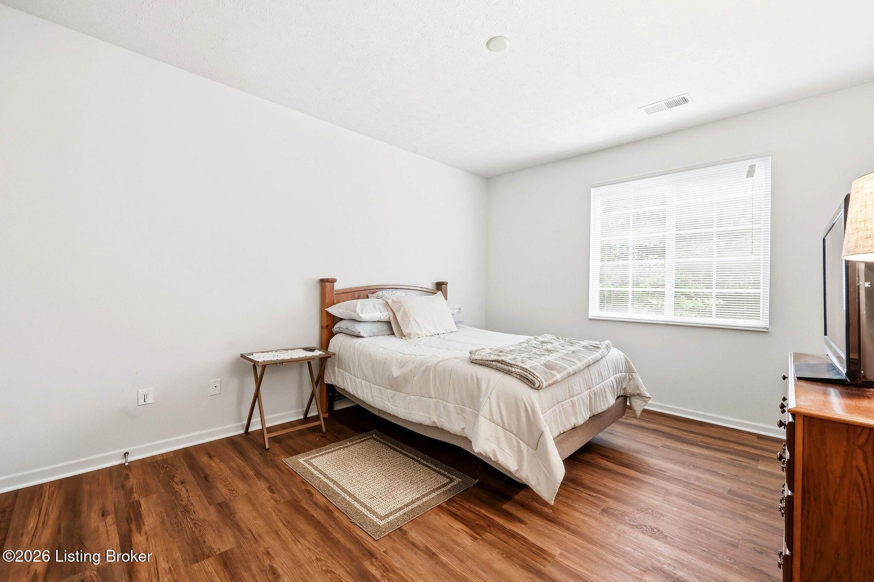2706 Bradford Commons Dr 202 Property Photo 17