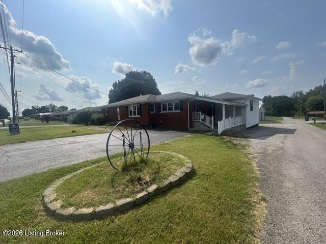 388 Gabe Rd Property Photo 3