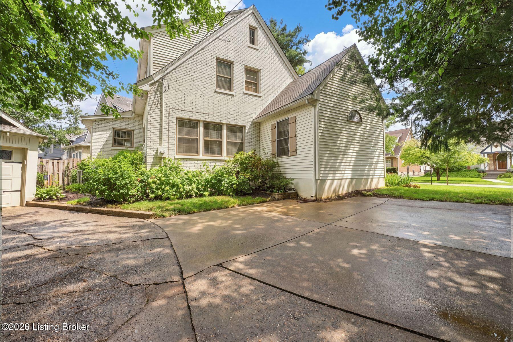 2609 Whittier Ave Property Photo 43