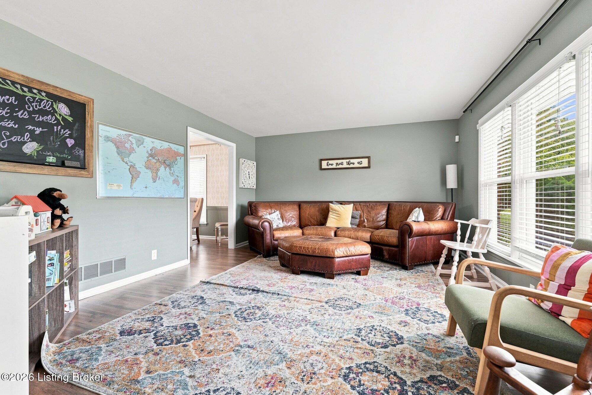 3102 Pomeroy Dr Property Photo 5