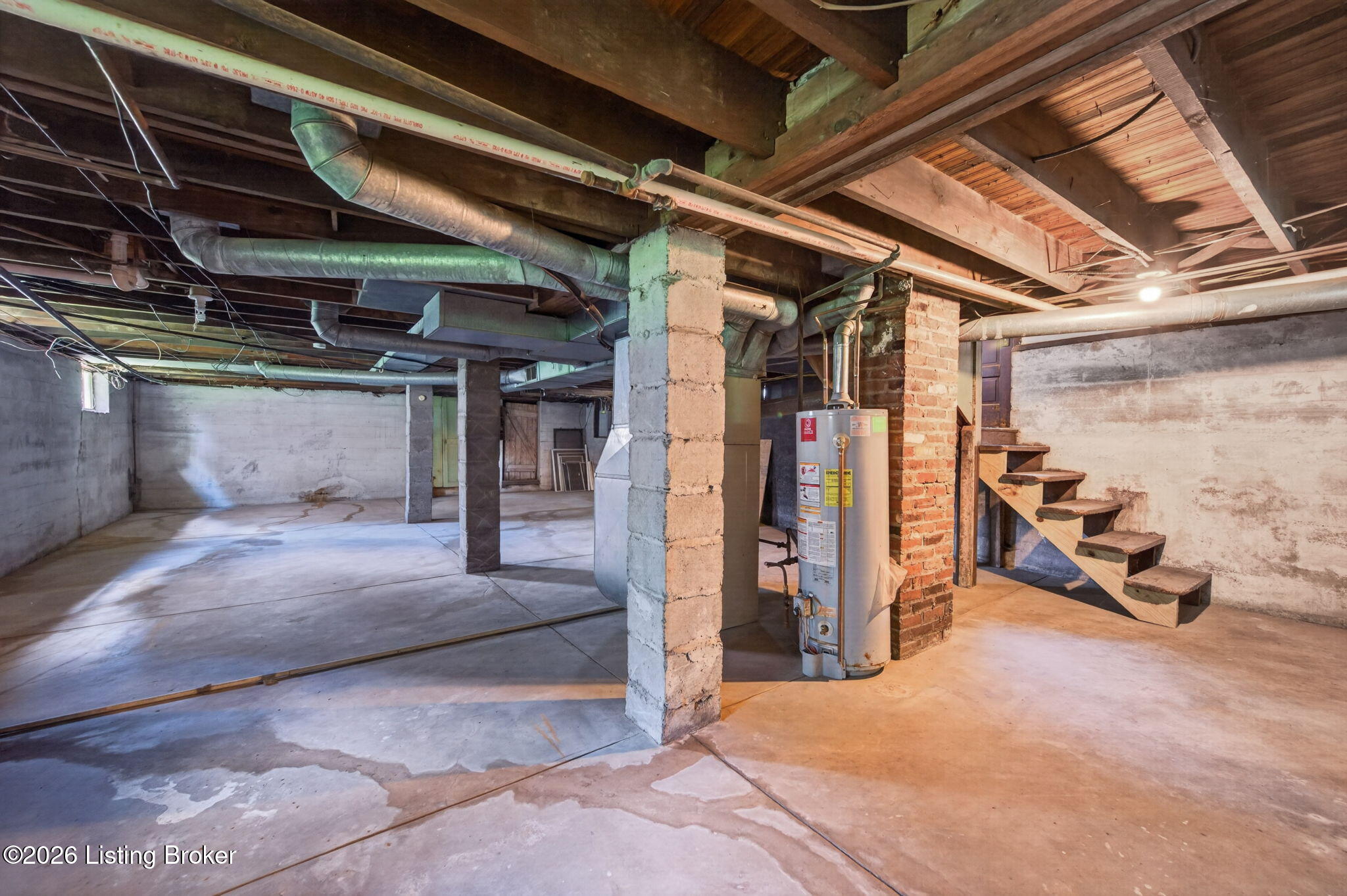 1844 Roanoke Ave Property Photo 34