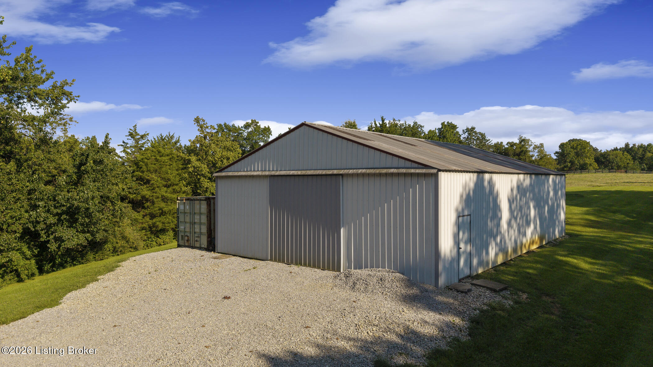 3716 Valley Creek Dr Property Photo 4