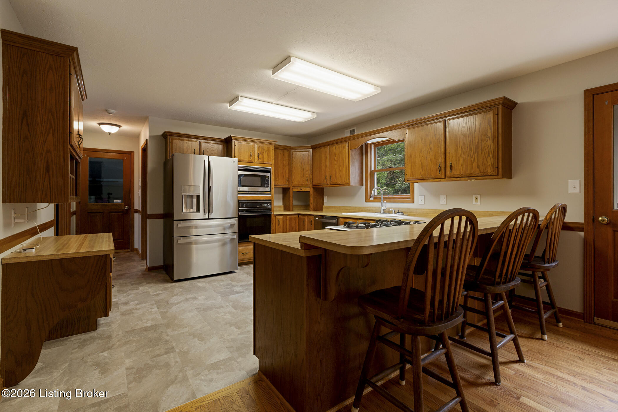 3716 Valley Creek Dr Property Photo 18