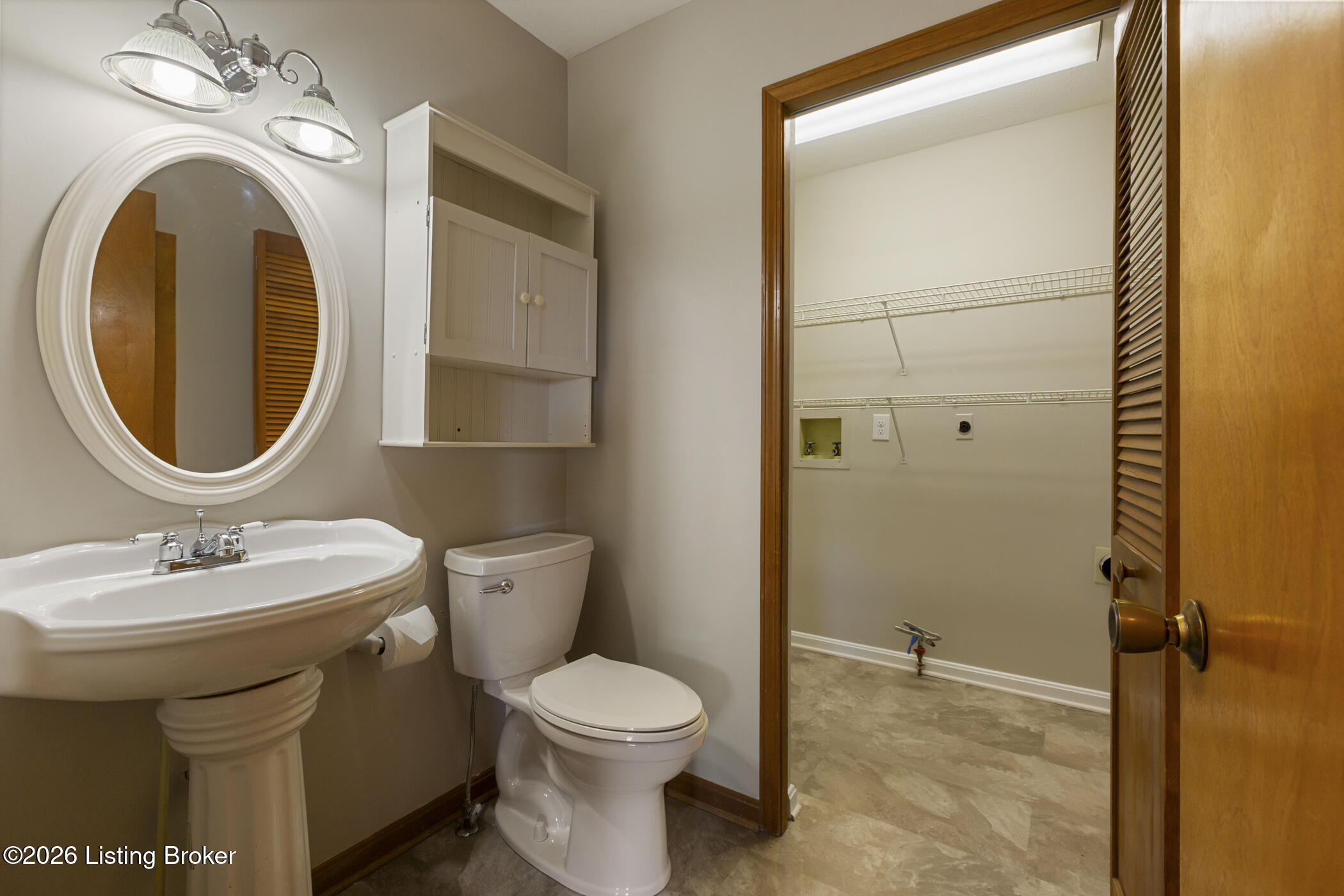 3716 Valley Creek Dr Property Photo 26