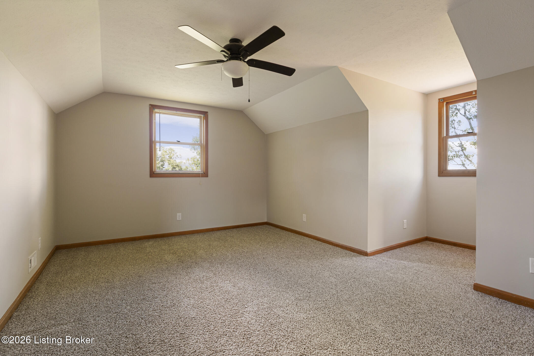 3716 Valley Creek Dr Property Photo 39