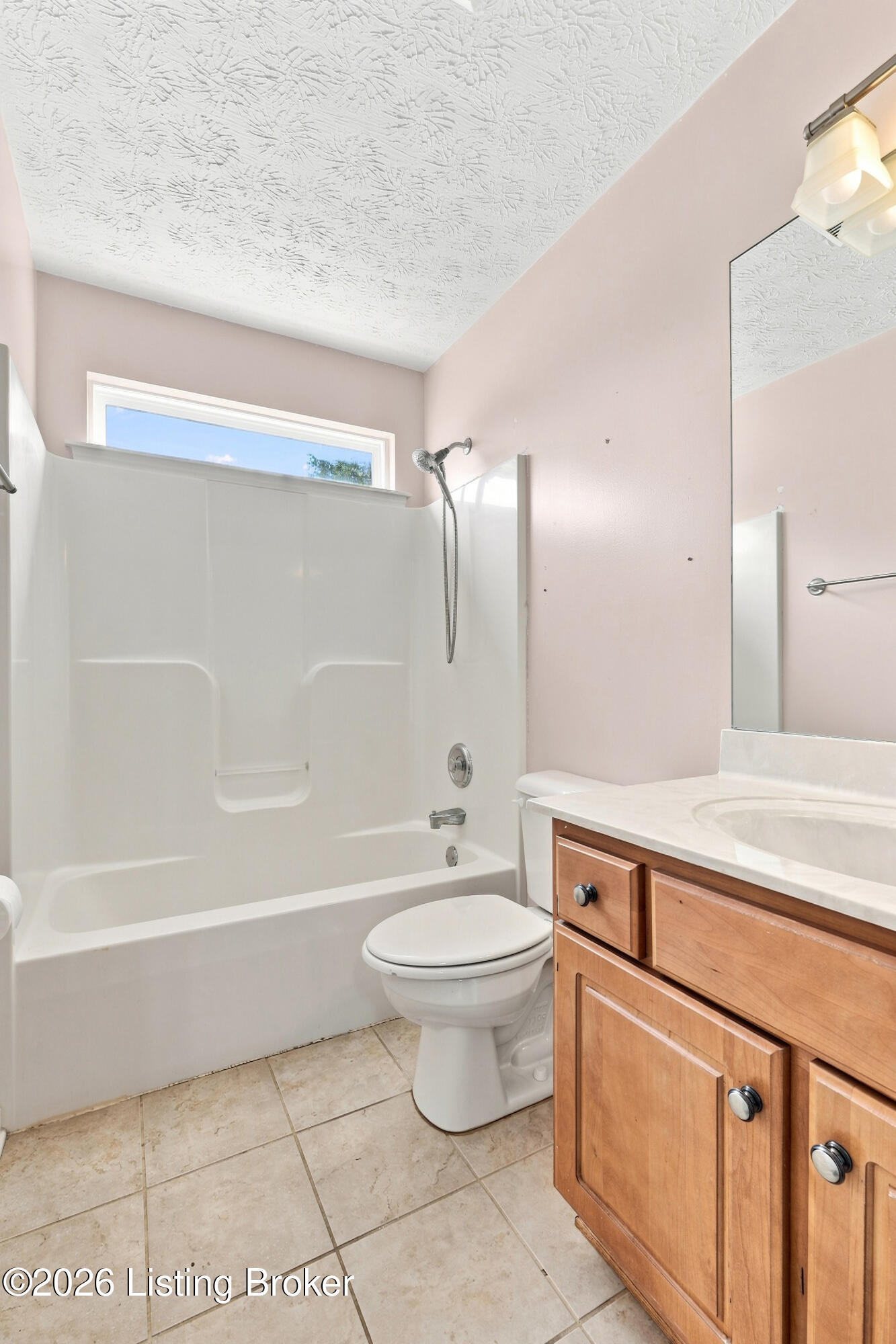 396 Oakview Dr Property Photo 19