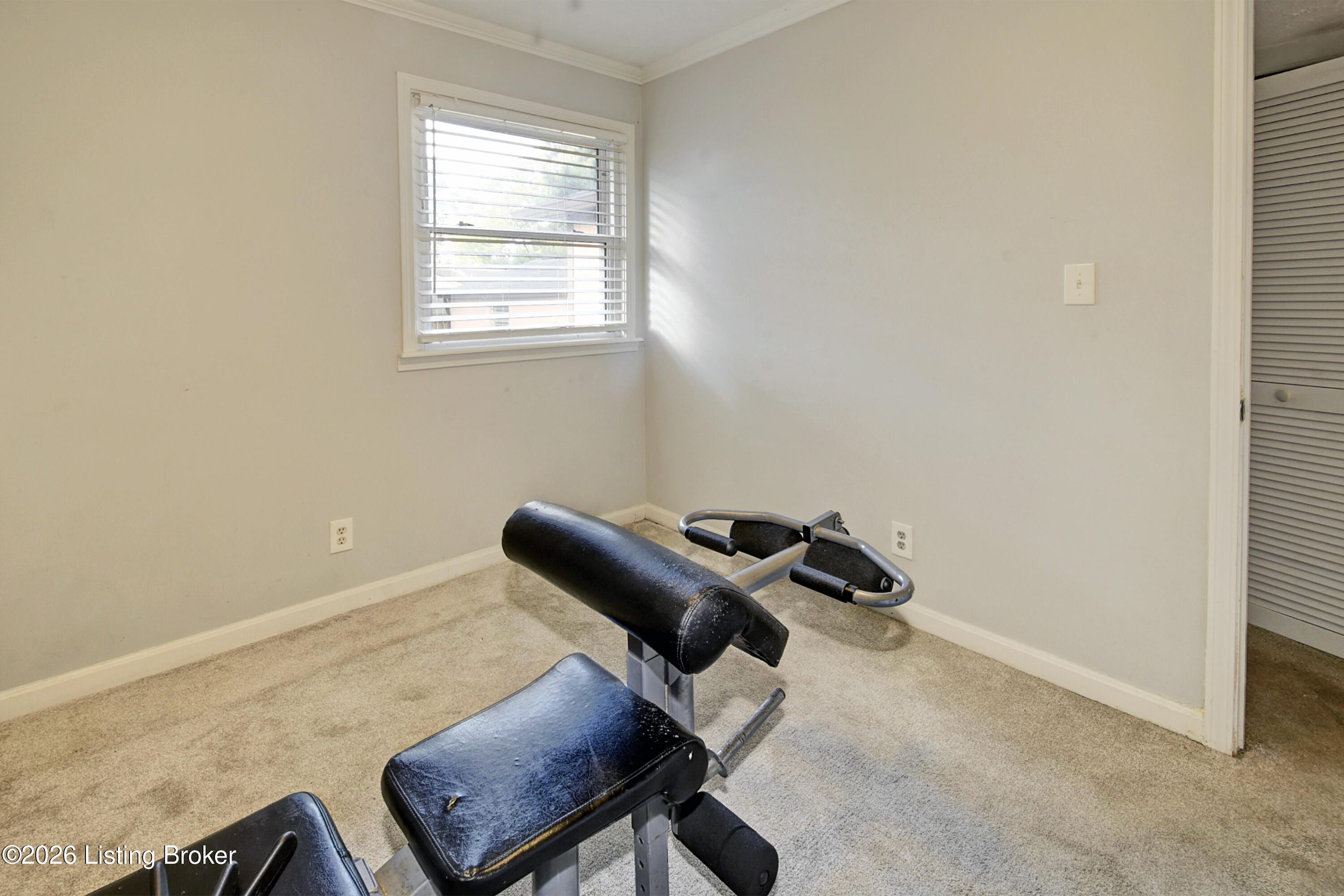 718 Glengarry Dr Property Photo 23