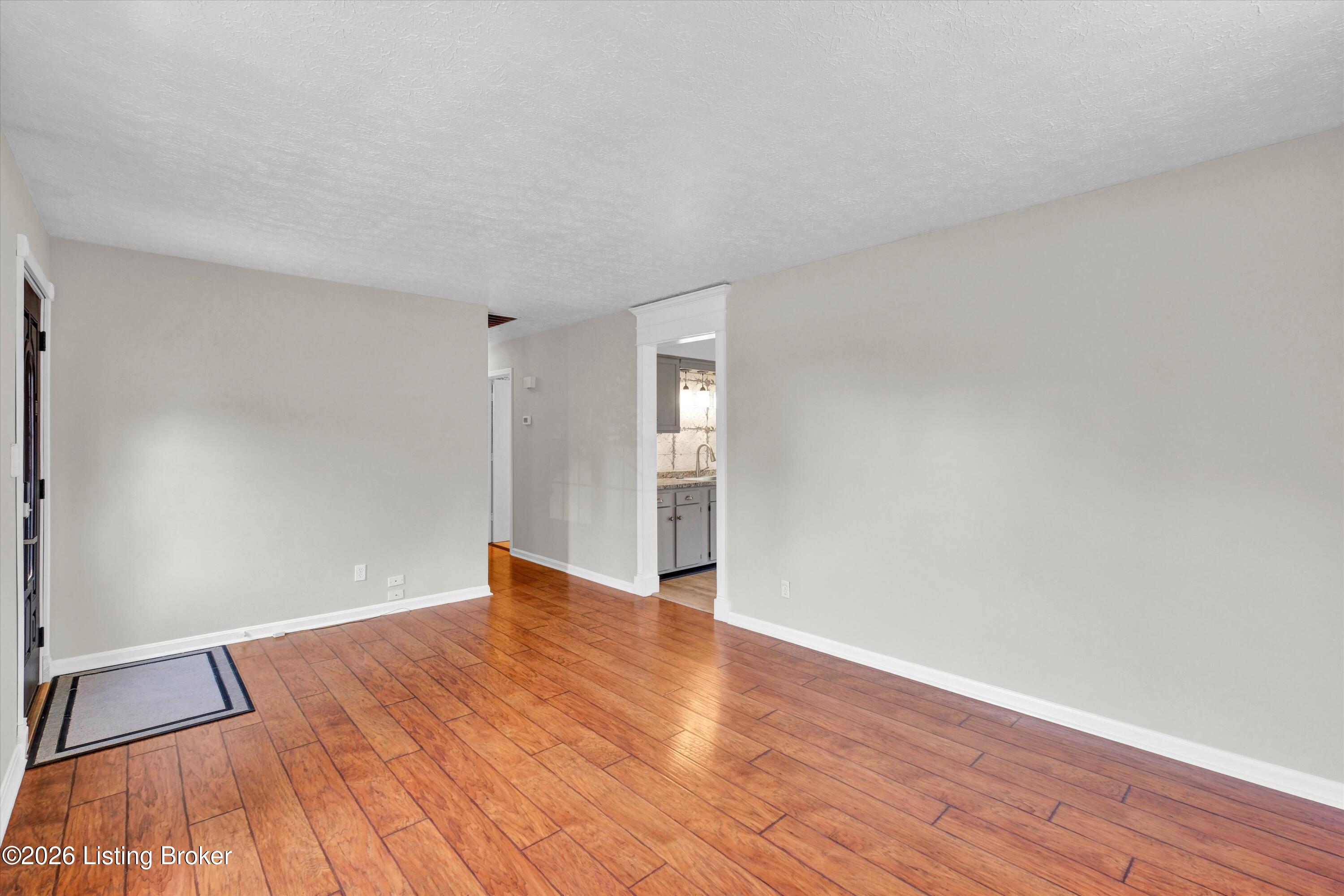 258 Fortney Ln Property Photo 5