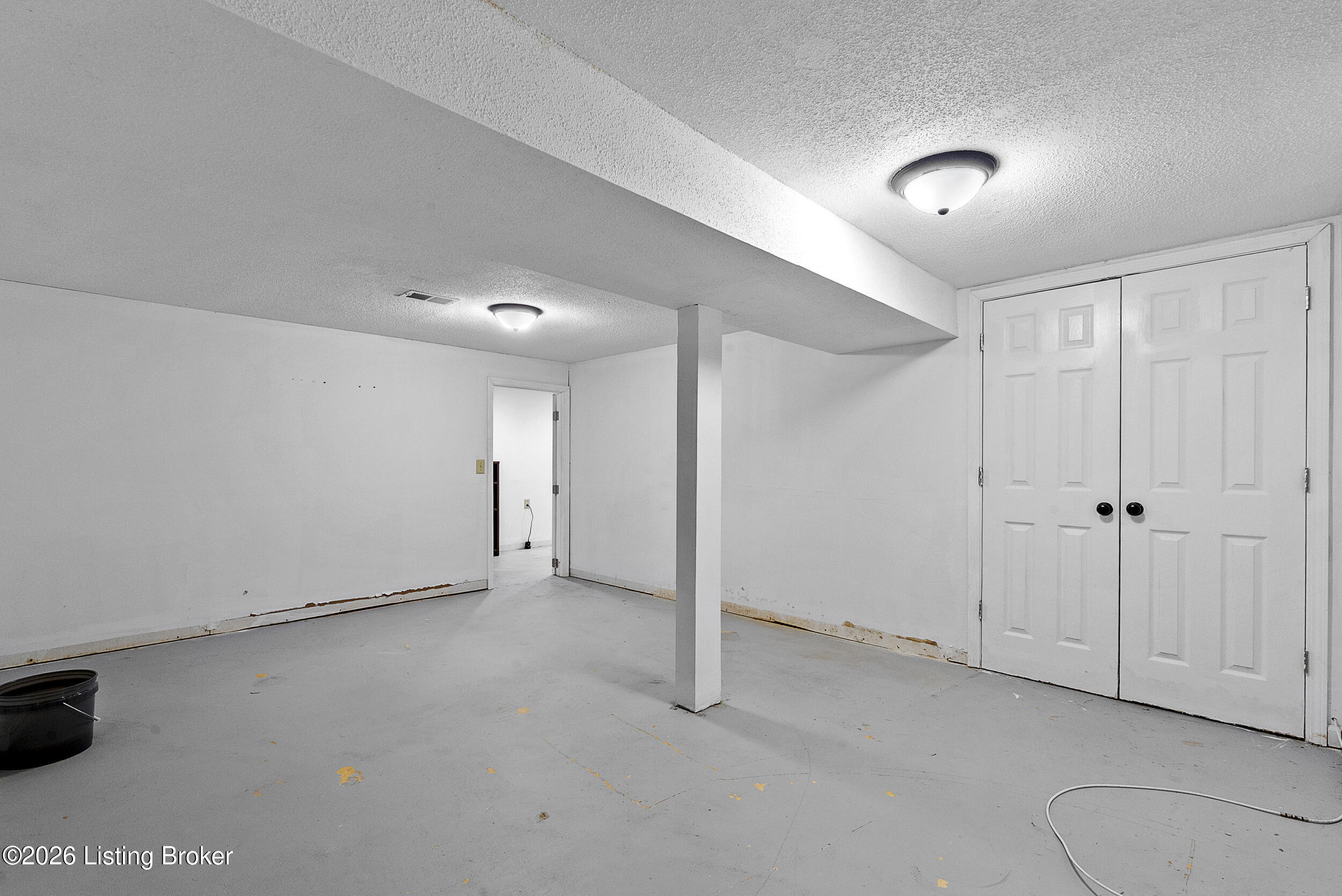 2911 Liberty St Property Photo 25