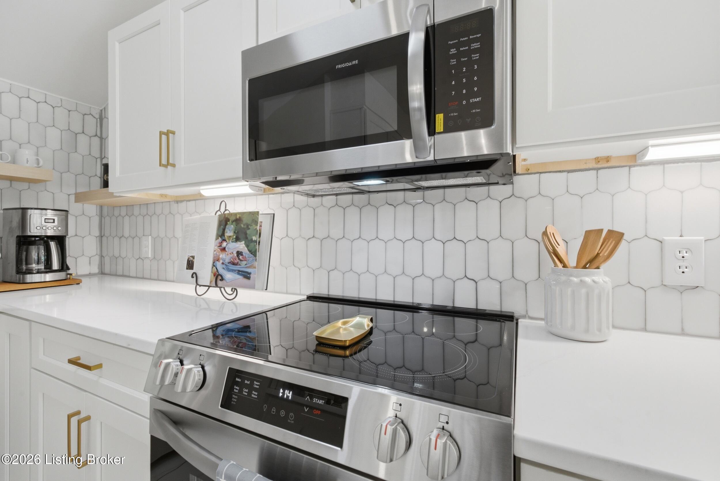 204 N Chadwick Rd Property Photo 14