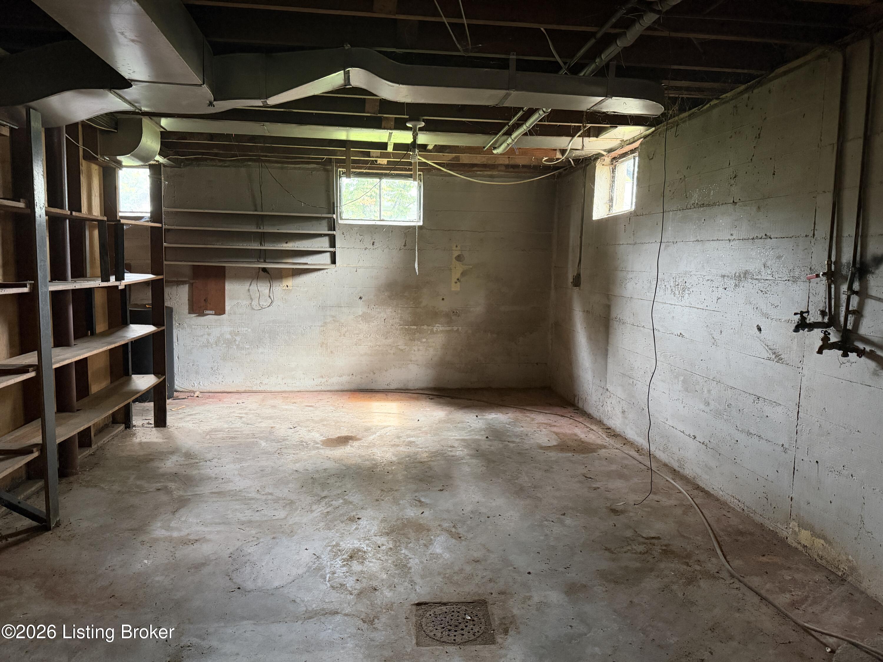 221 Don Allen Rd Property Photo 11