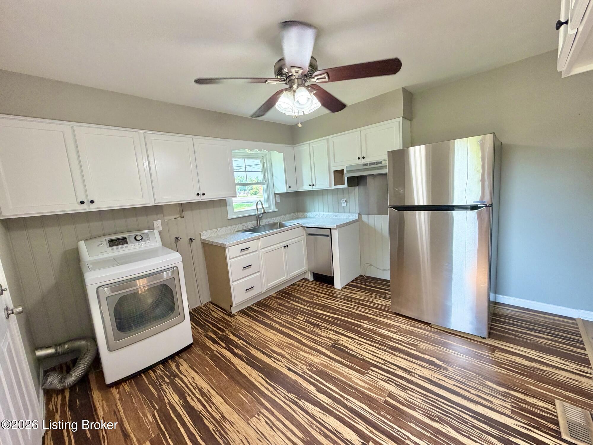 6215 Terry Rd Property Photo 4