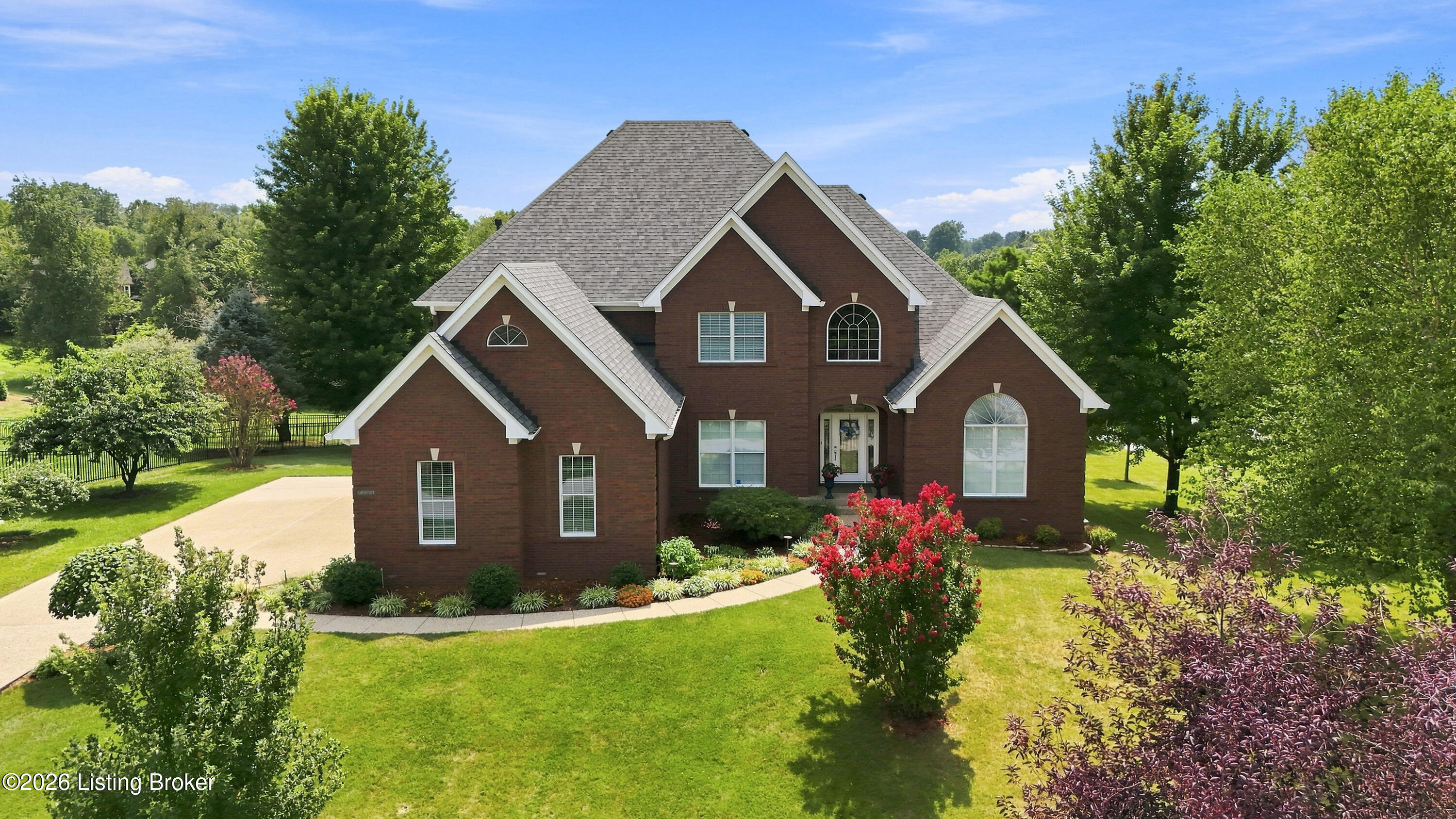12218 Ridgeview Dr Property Photo 1