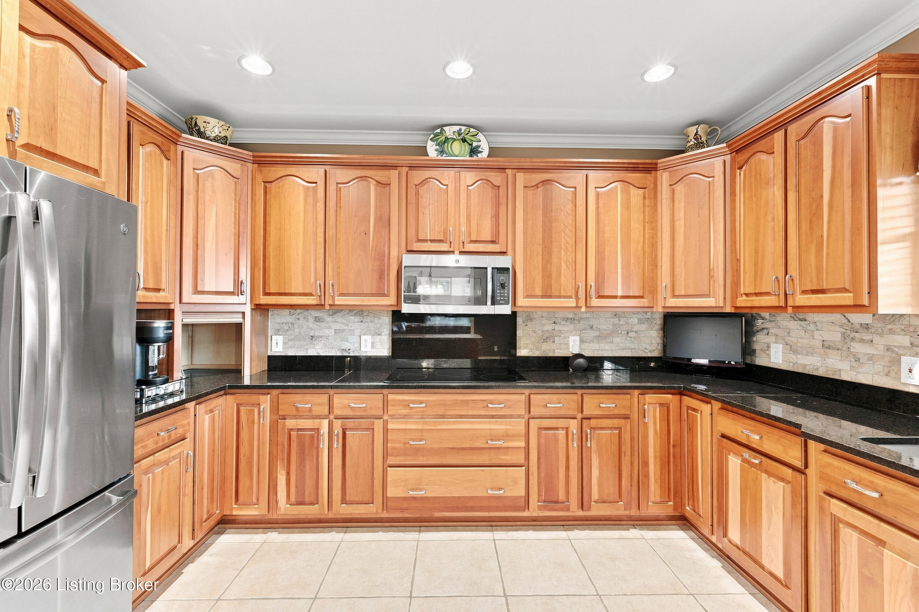 12218 Ridgeview Dr Property Photo 14
