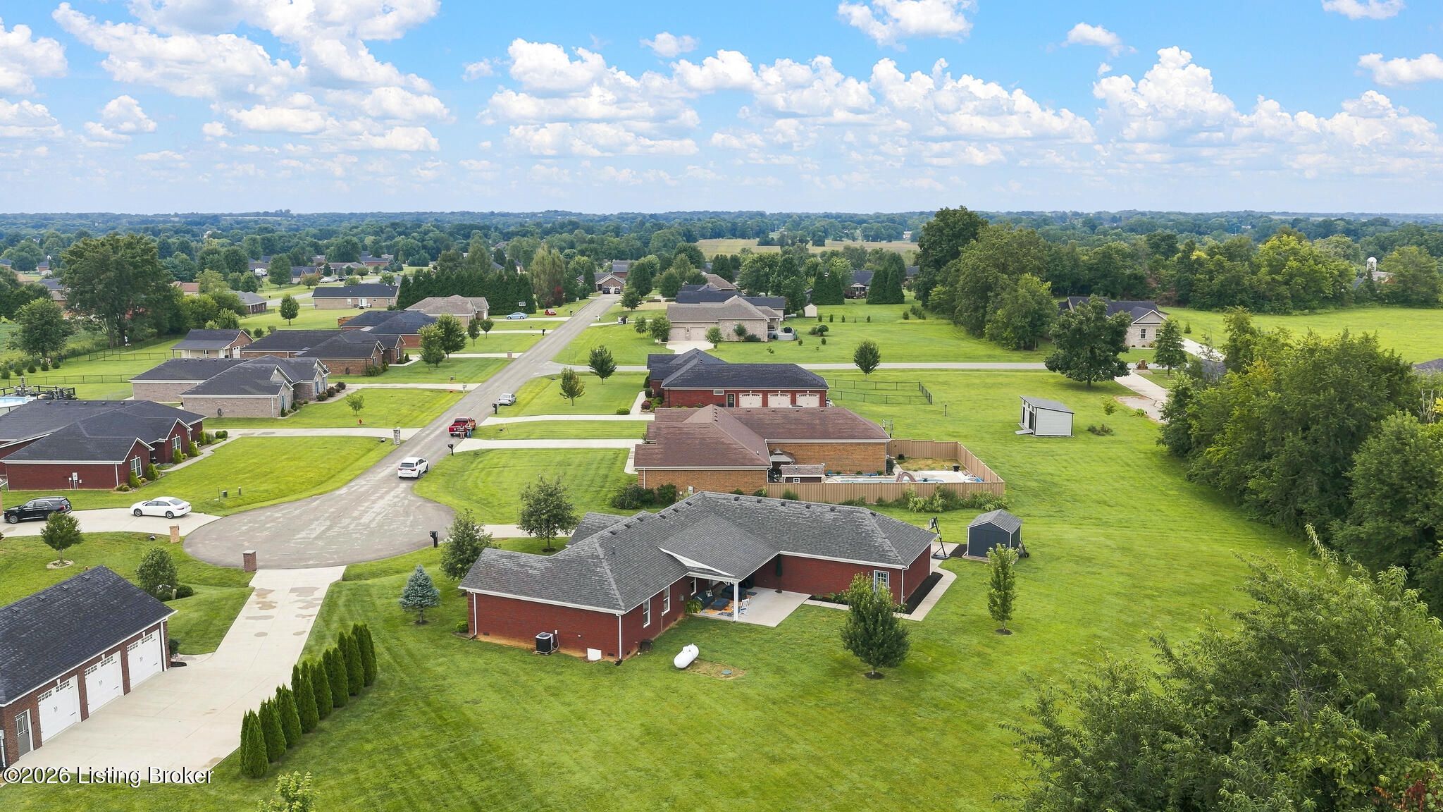 111 Presley Dr Property Photo 15