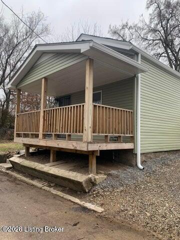 2140 Columbia St Property Photo 1