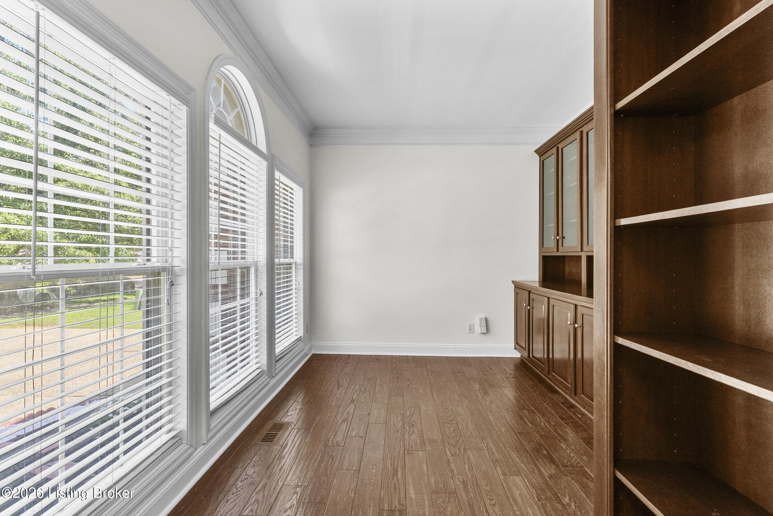 9915 White Blossom Blvd Property Photo 7