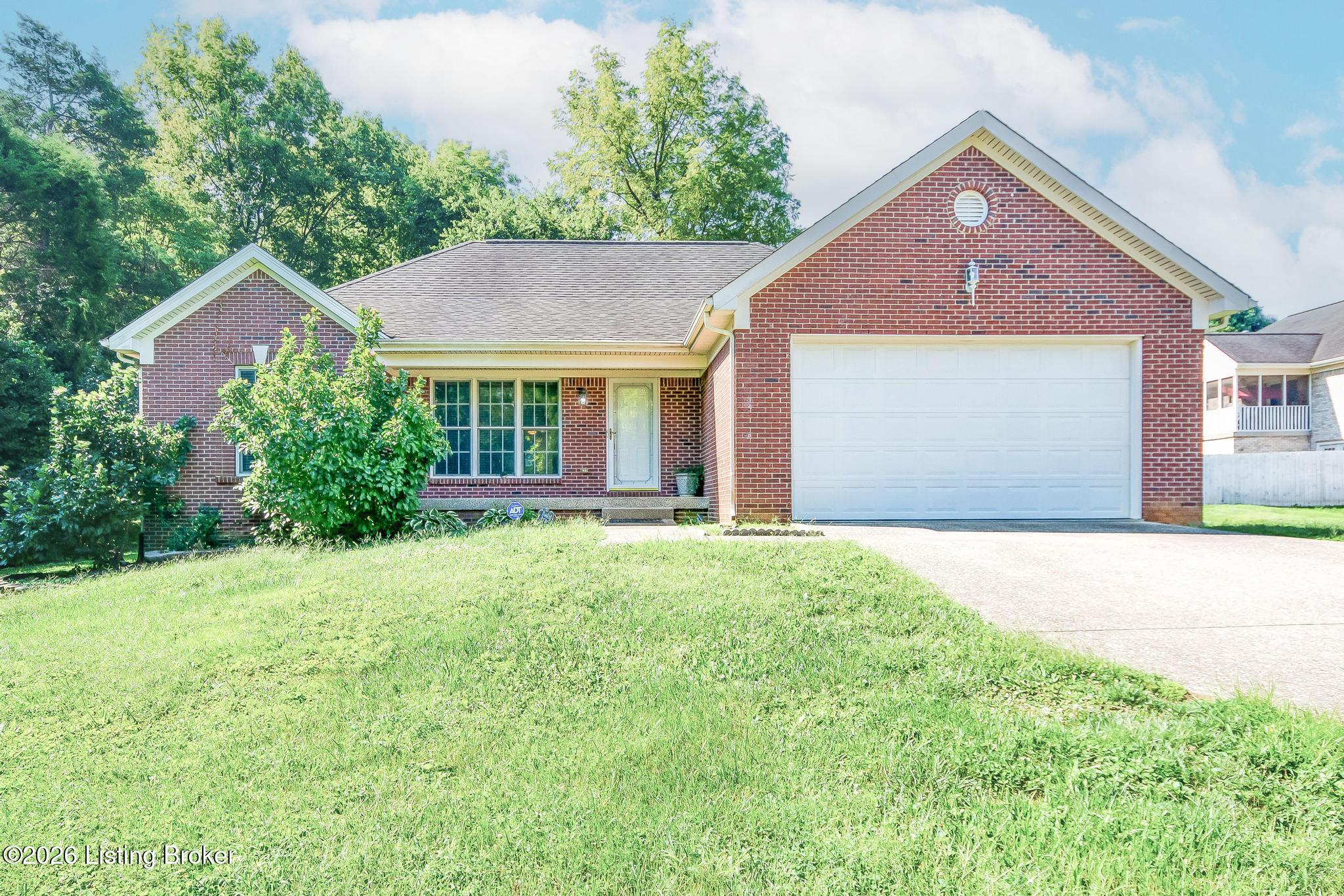 5902 Briscoe Ln Property Photo 1