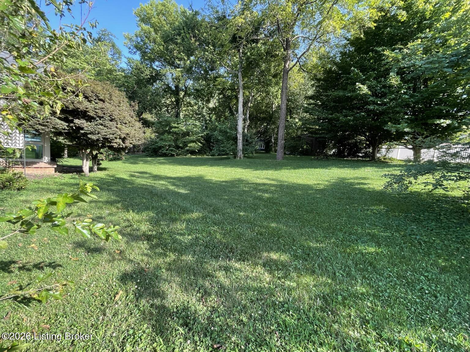 5902 Briscoe Ln Property Photo 21