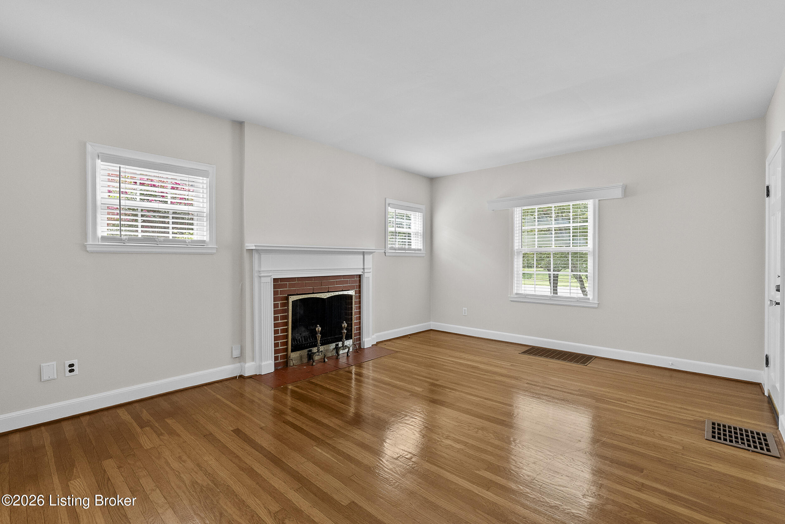 2323 Broadmeade Rd Property Photo 9
