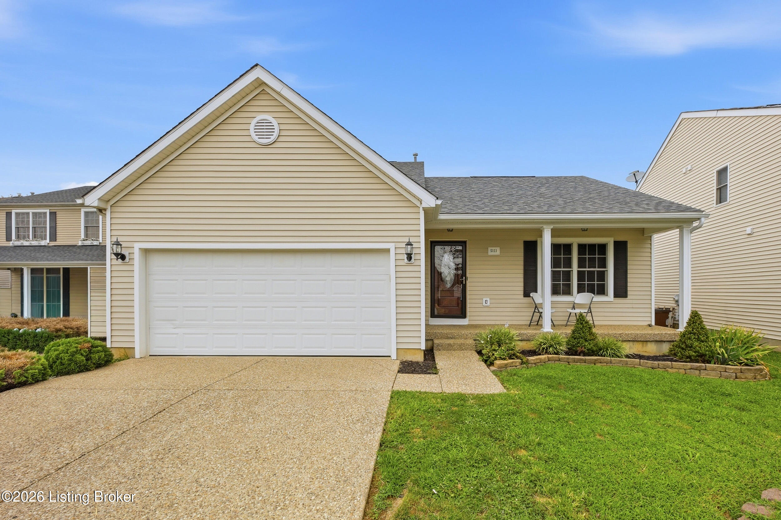 5111 Arbor Oak Ct Property Photo 2