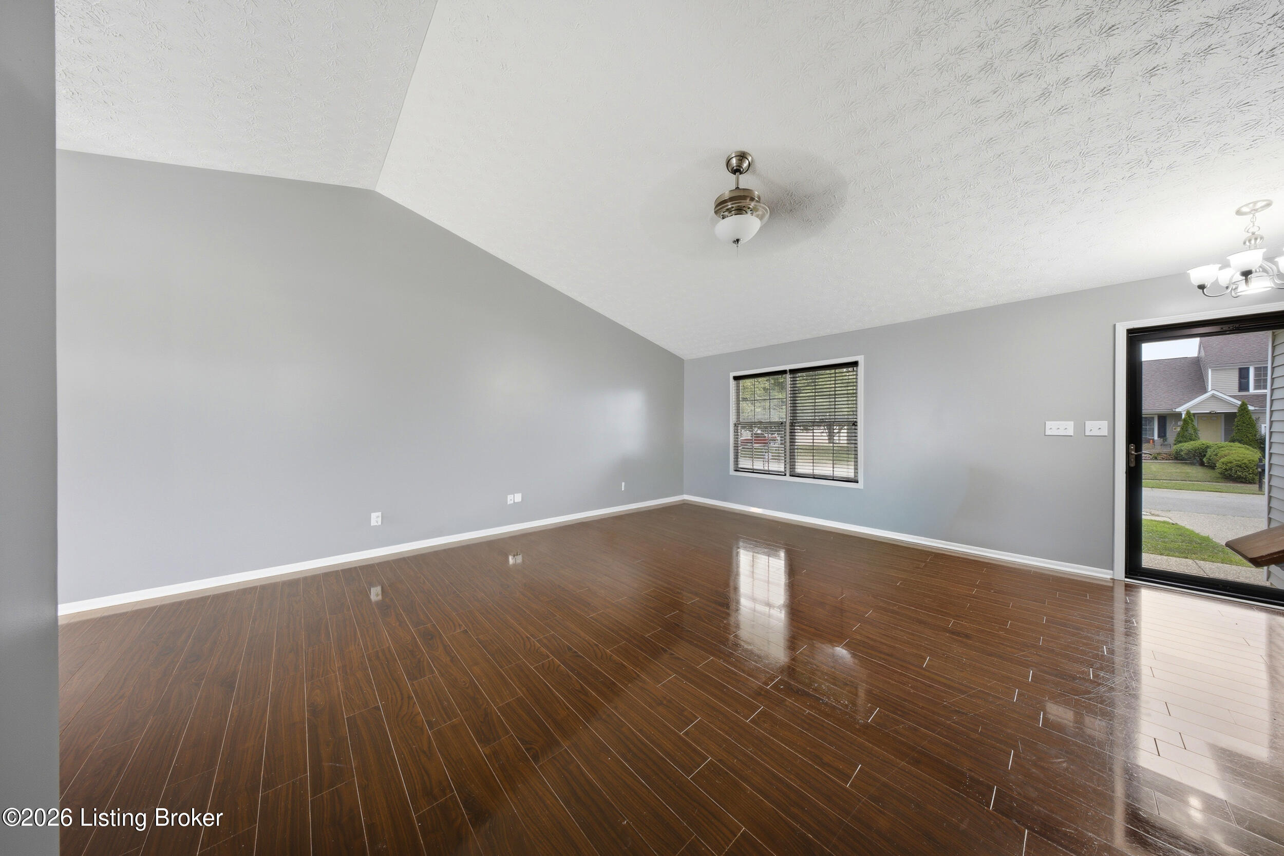 5111 Arbor Oak Ct Property Photo 8