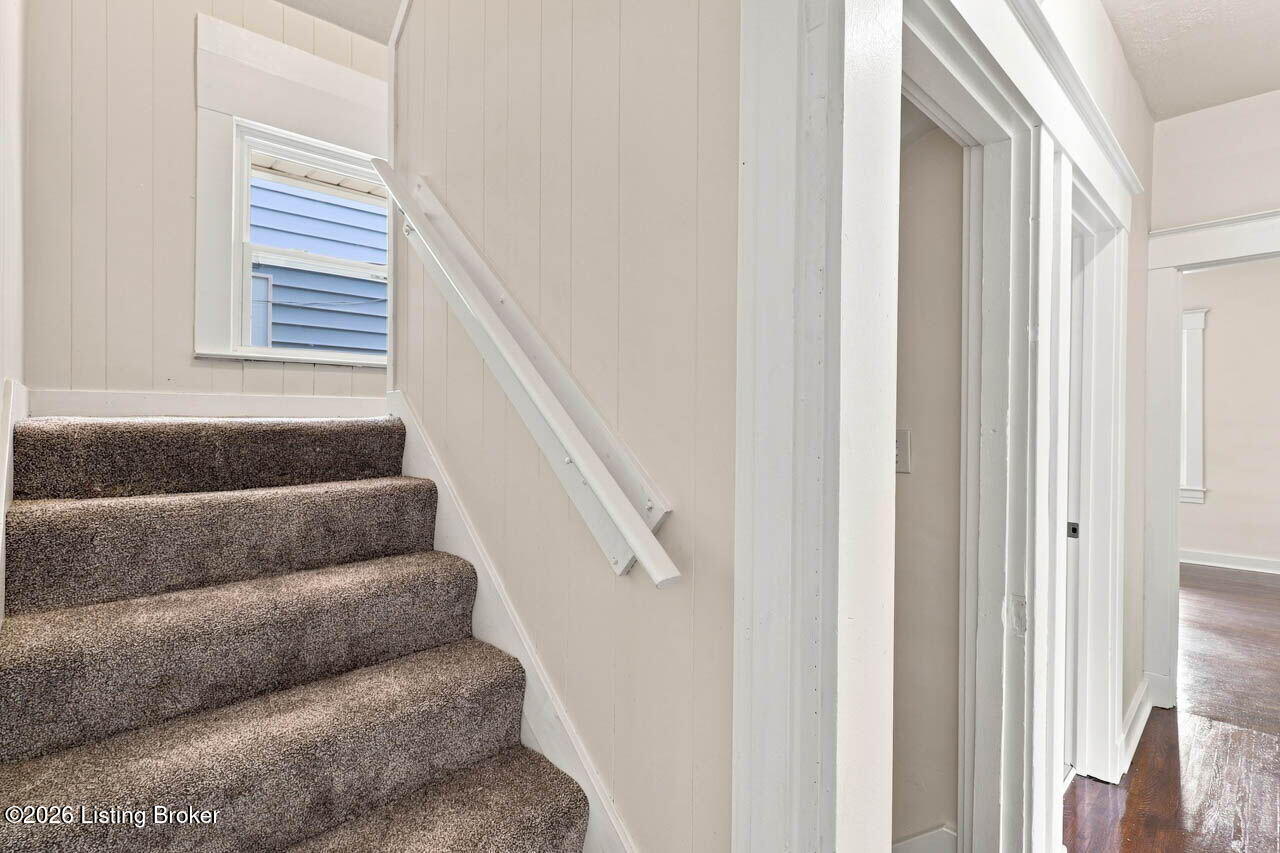 719 Camden Ave Property Photo 21