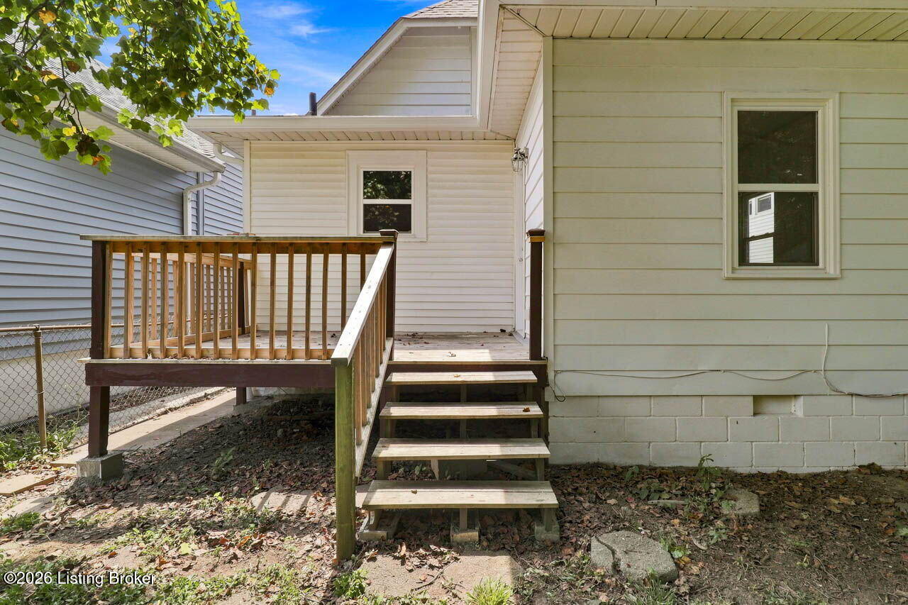 719 Camden Ave Property Photo 30