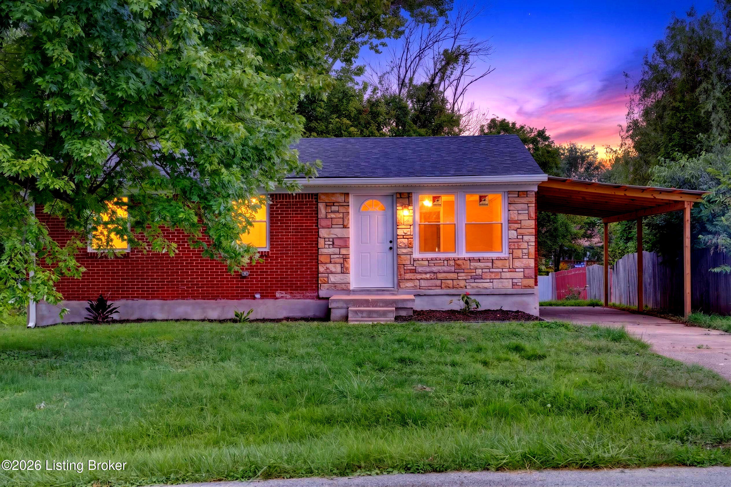 9602 Pembury Ct Property Photo 3