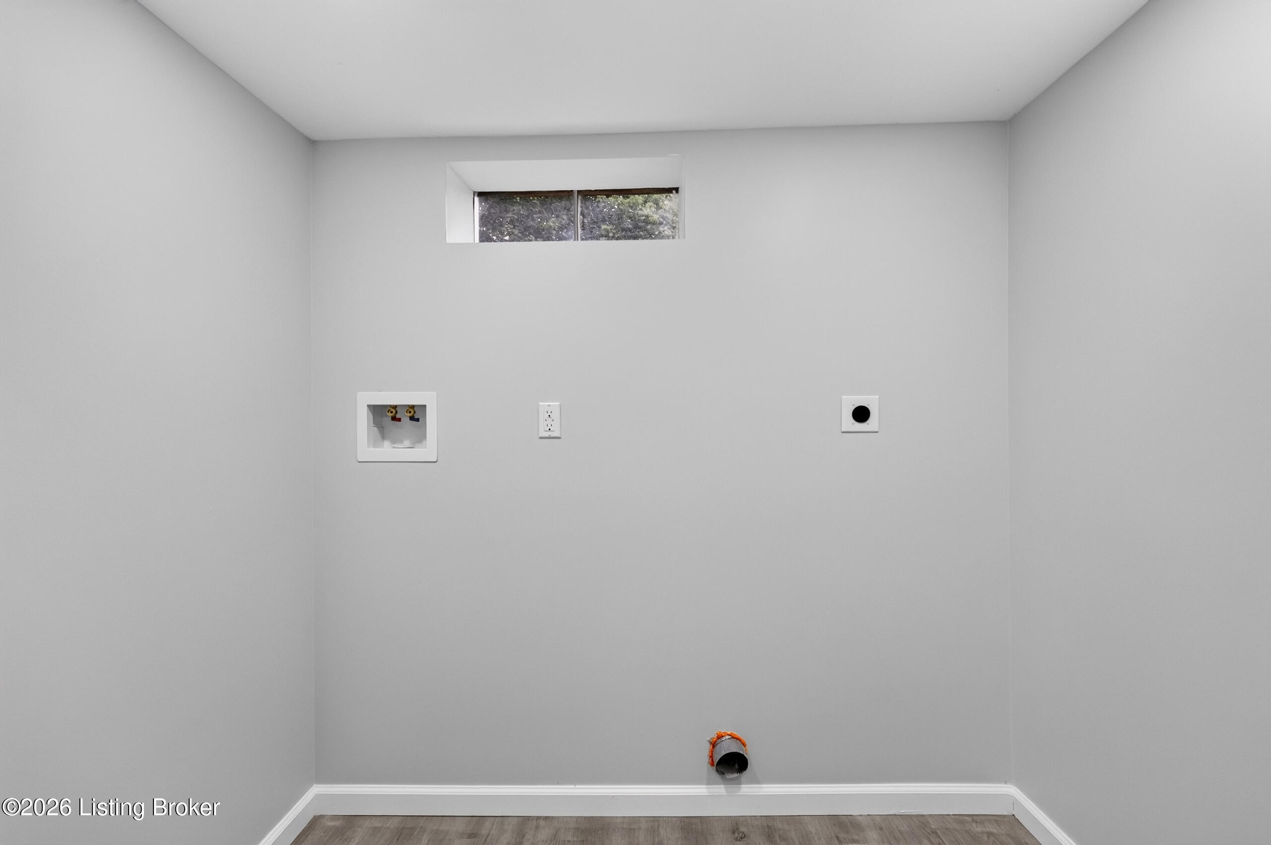 9602 Pembury Ct Property Photo 42