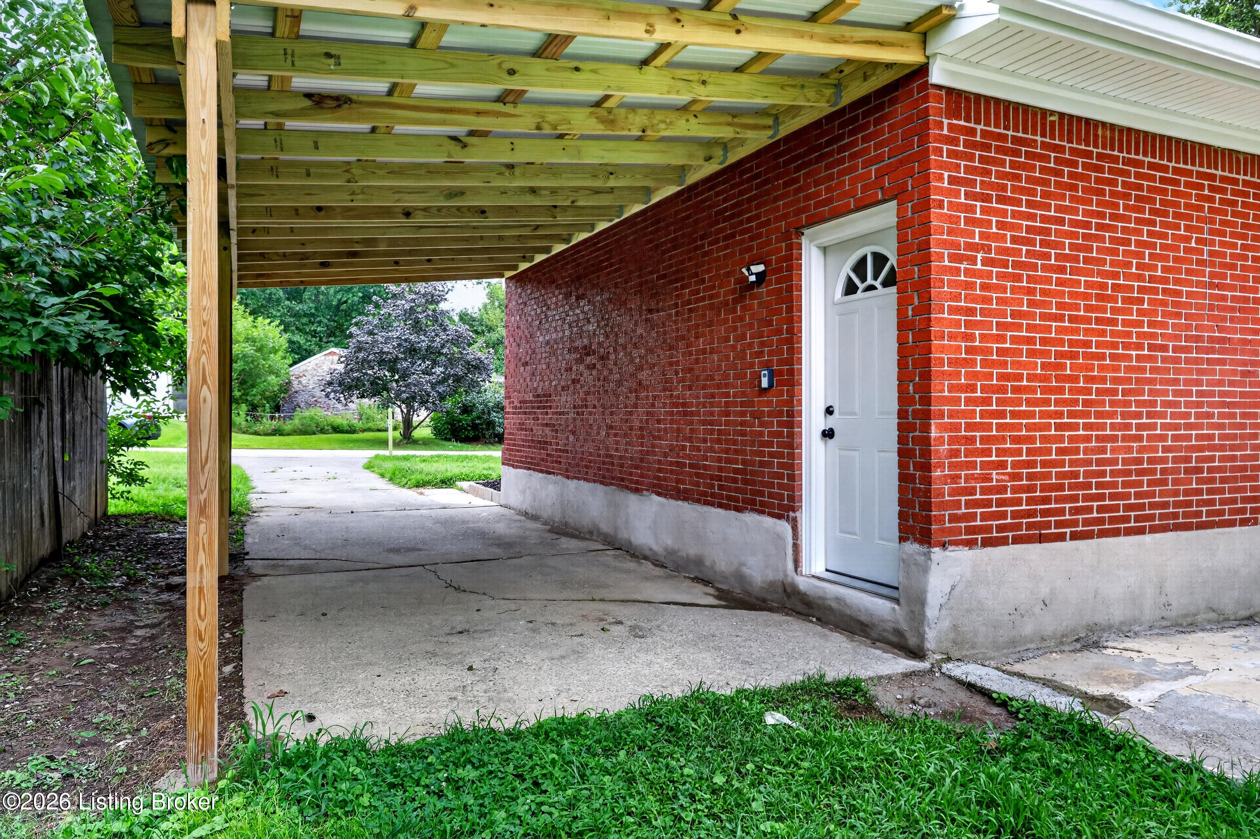 9602 Pembury Ct Property Photo 44