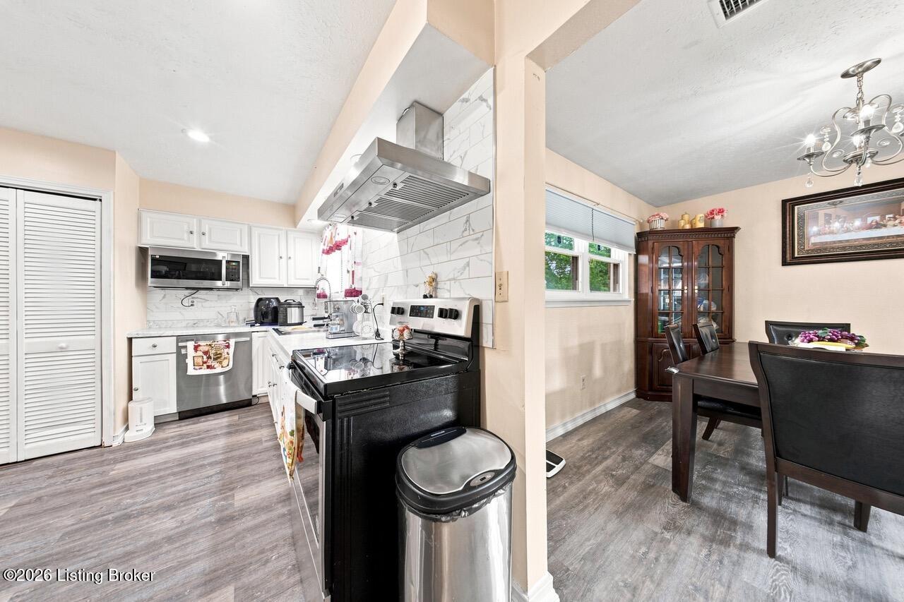 1002 Andle Ct Property Photo 7