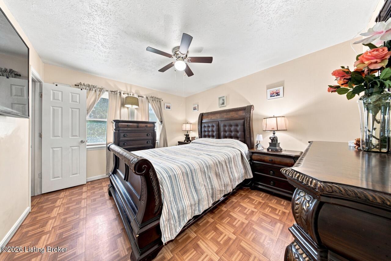 1002 Andle Ct Property Photo 15