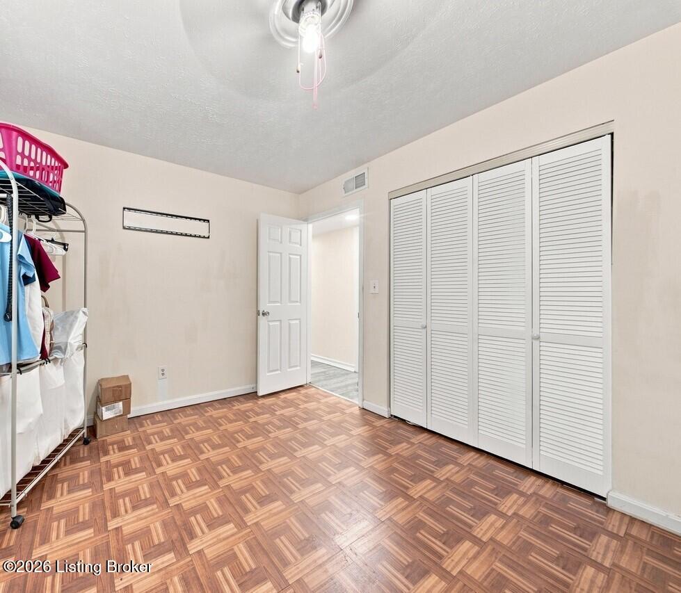 1002 Andle Ct Property Photo 21