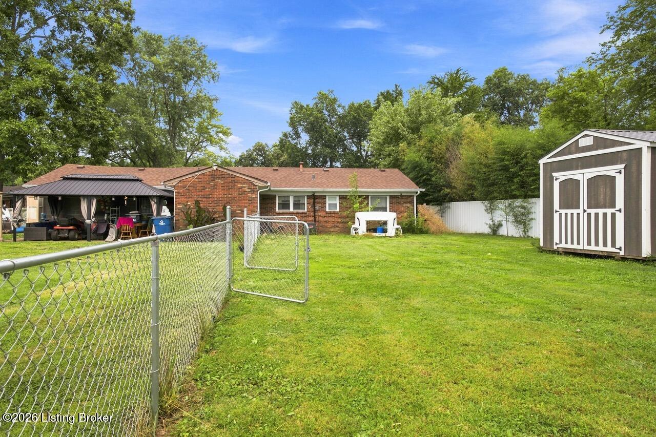 1002 Andle Ct Property Photo 27