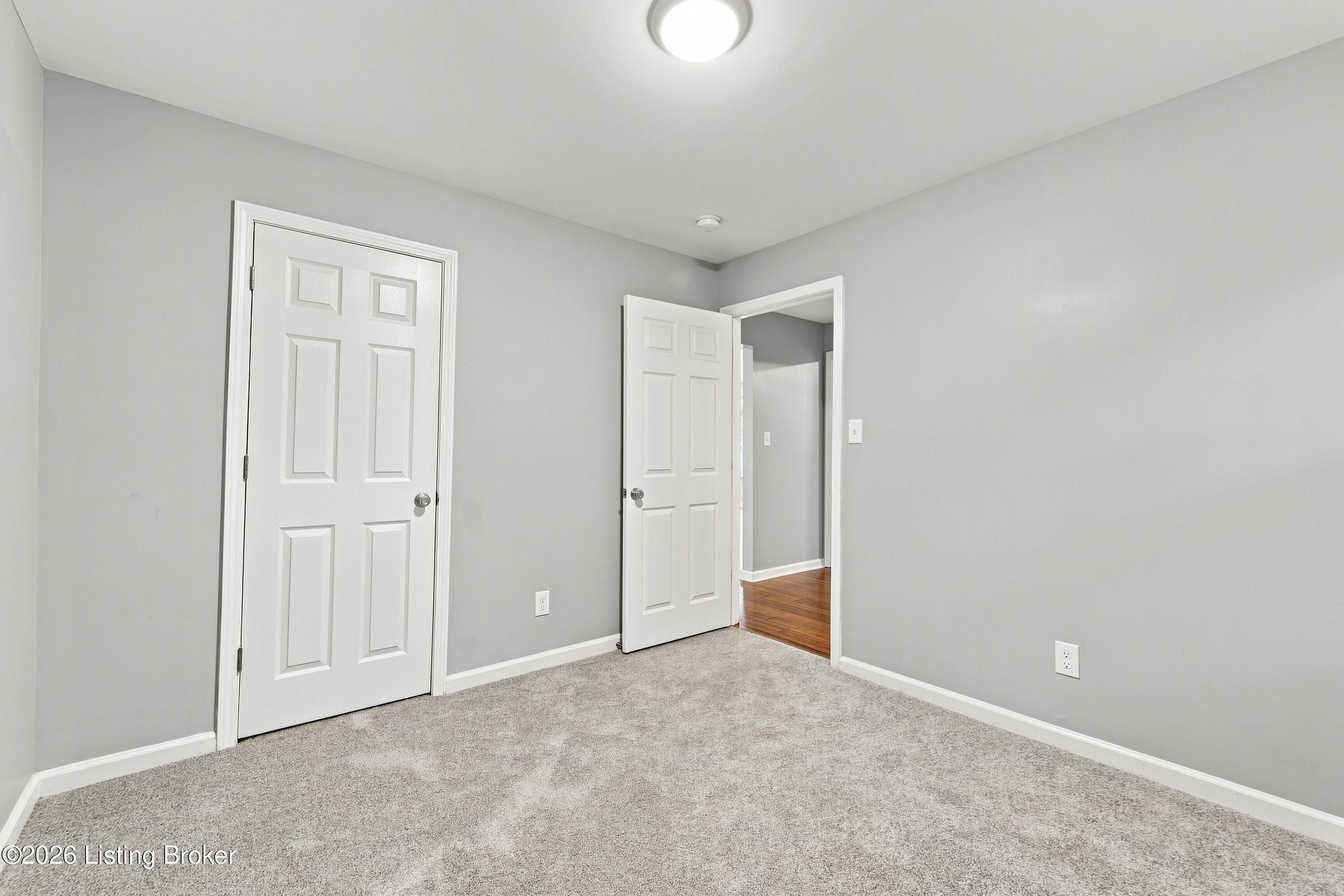 2413 Elmore St Property Photo 27