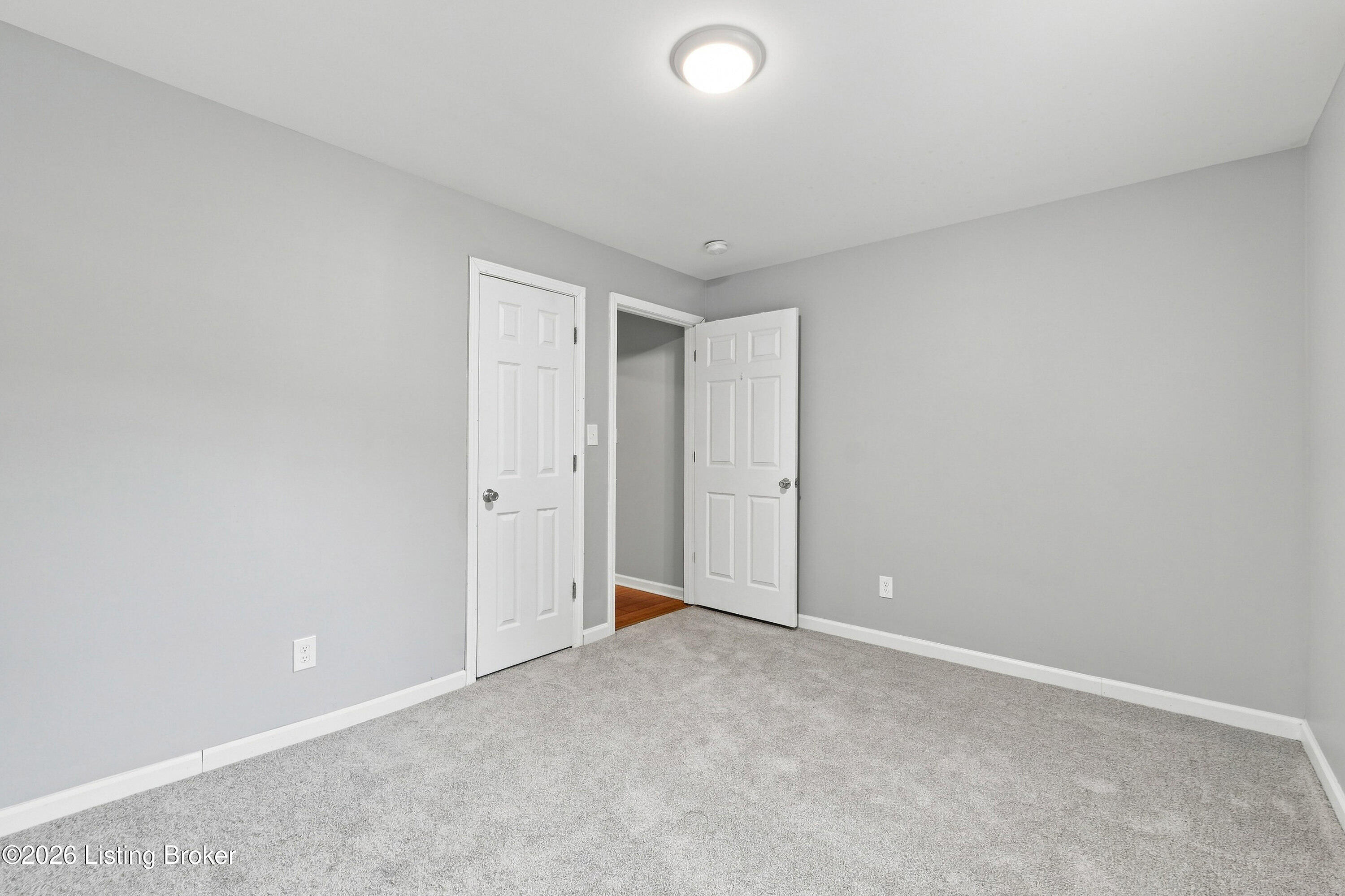 2413 Elmore St Property Photo 32