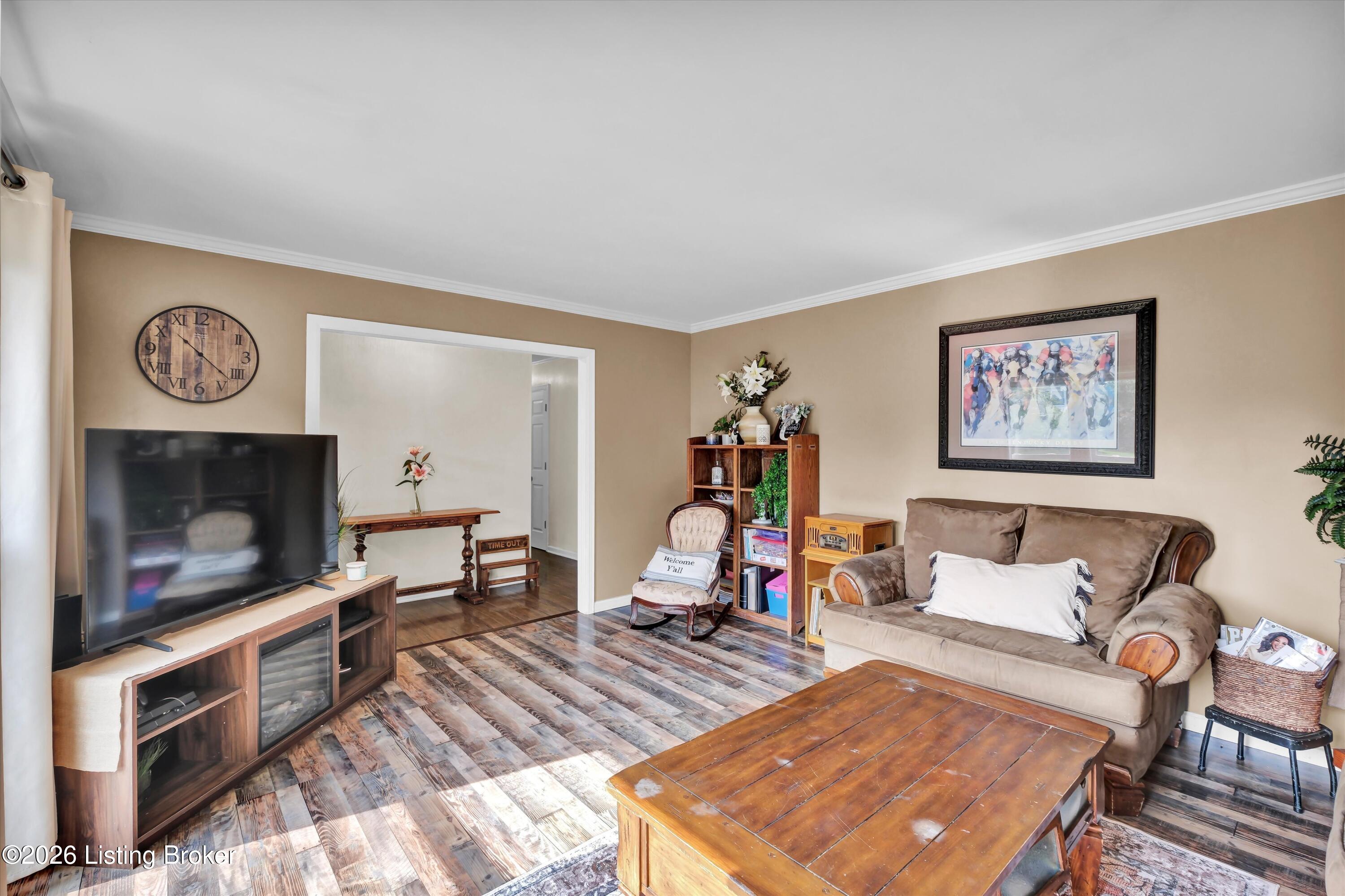 6904 Bellcrest Ct Property Photo 7