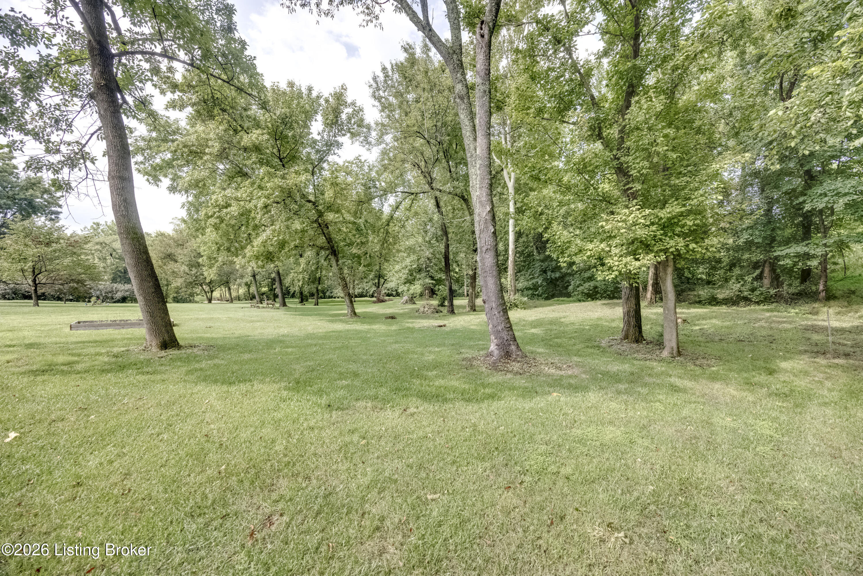 912 Woods Run Rd Property Photo 11