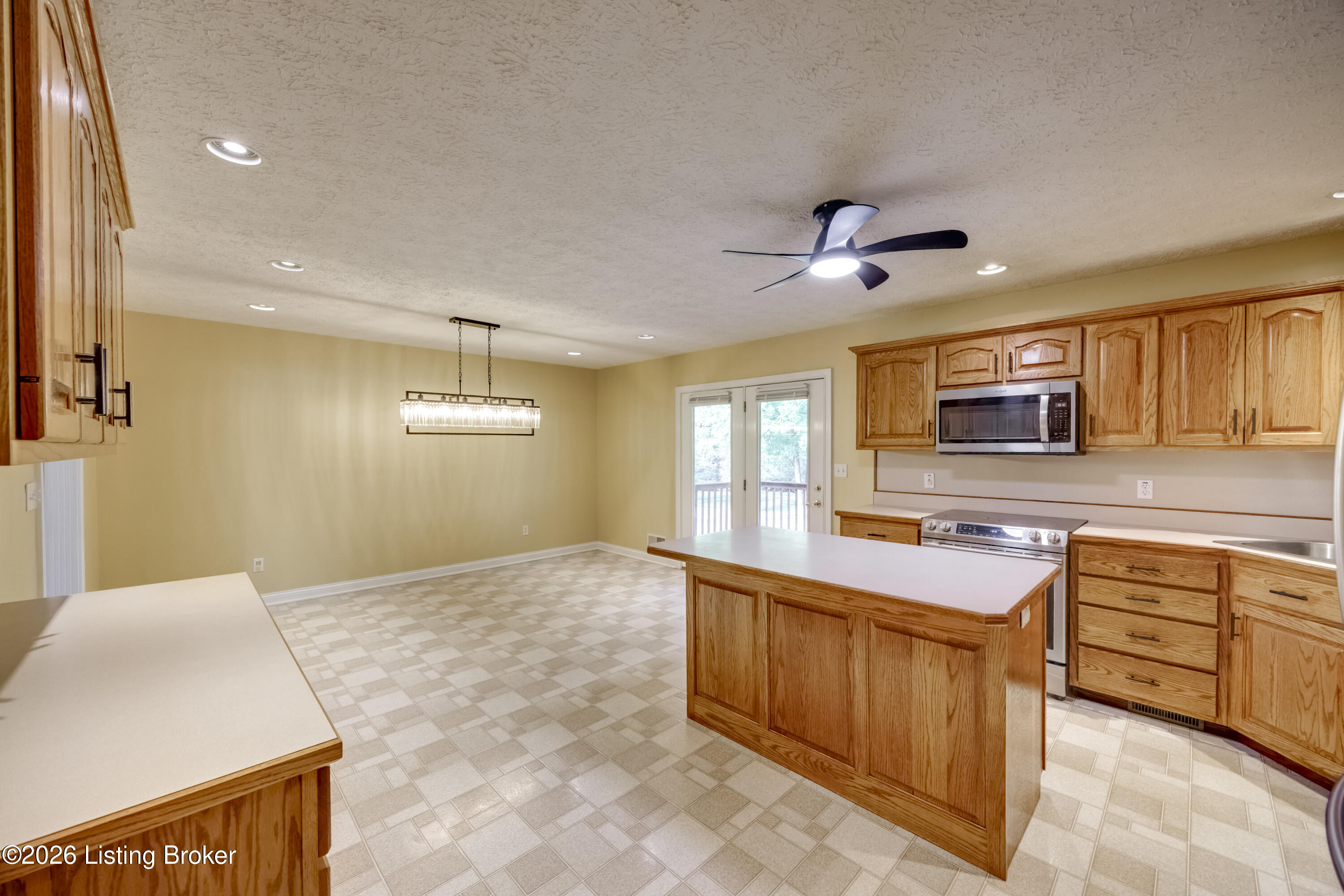 912 Woods Run Rd Property Photo 26