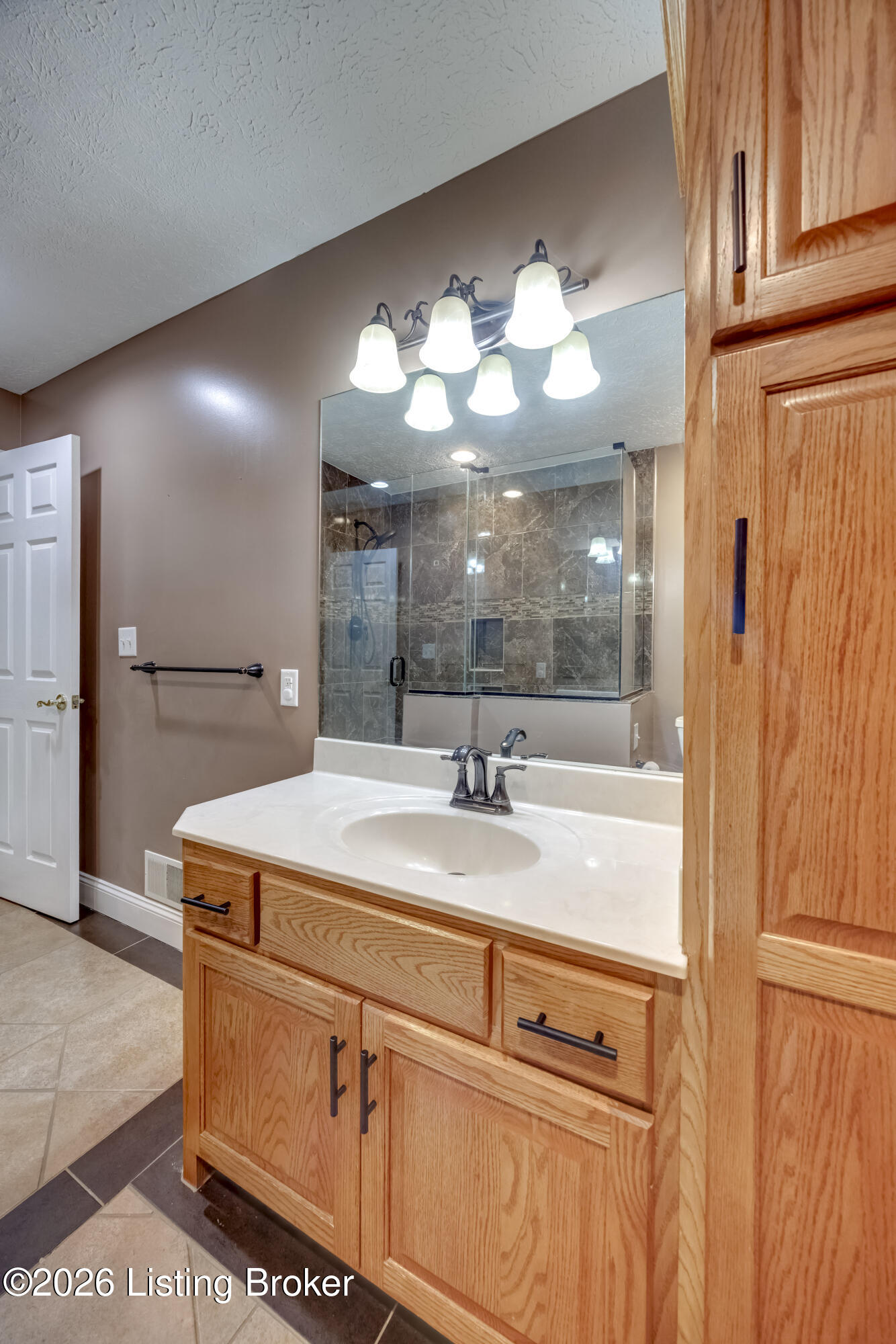 912 Woods Run Rd Property Photo 52