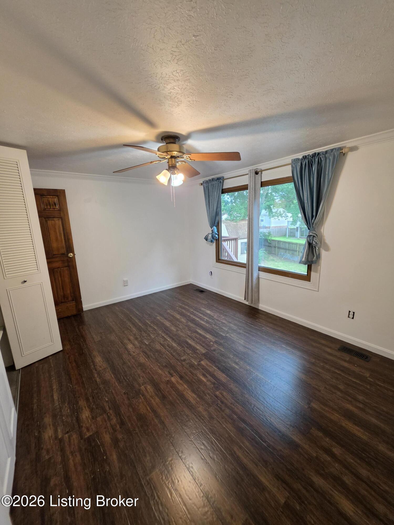 8636 Running Fox Cir Property Photo 13