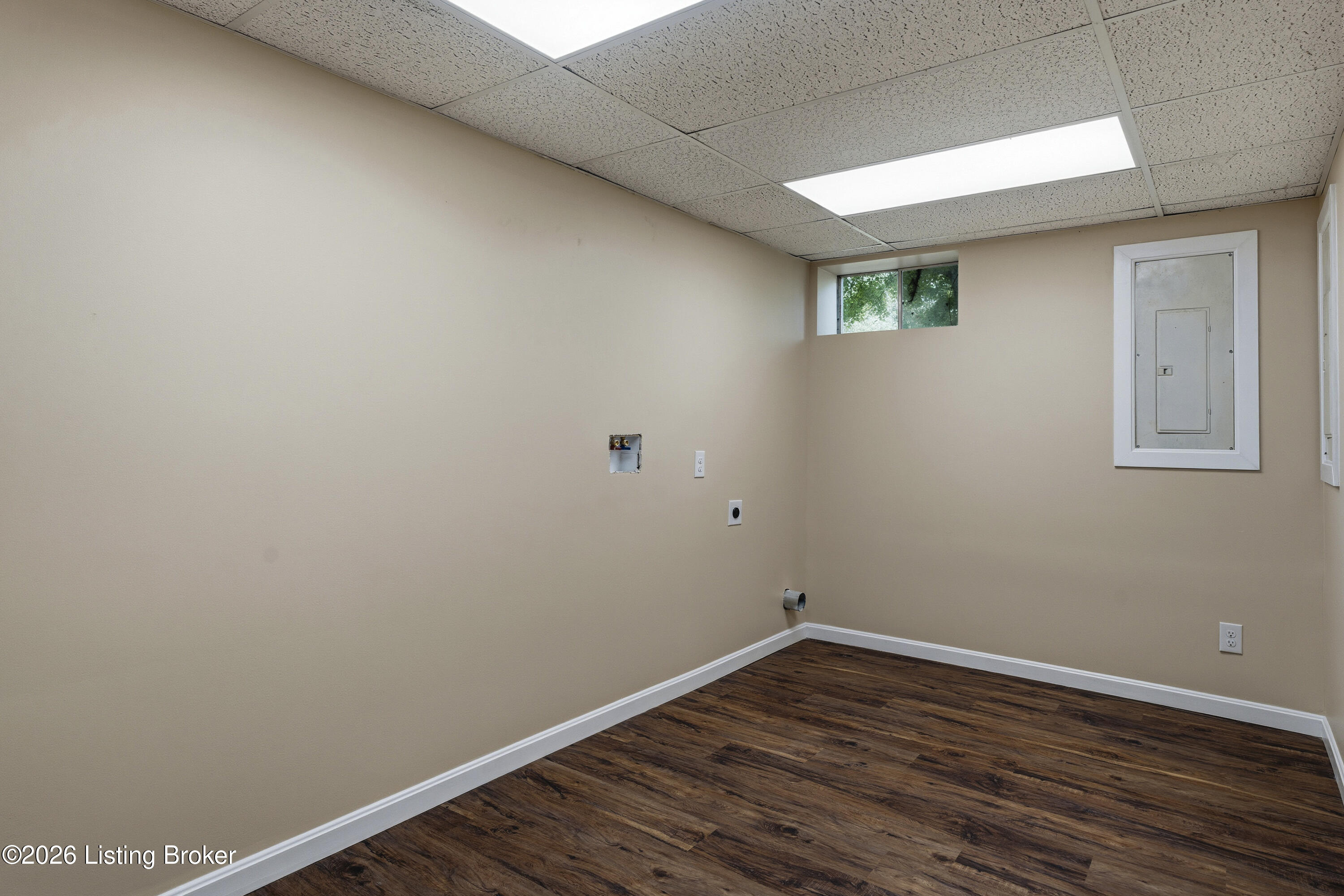 3884 Rineyville Rd Property Photo 15