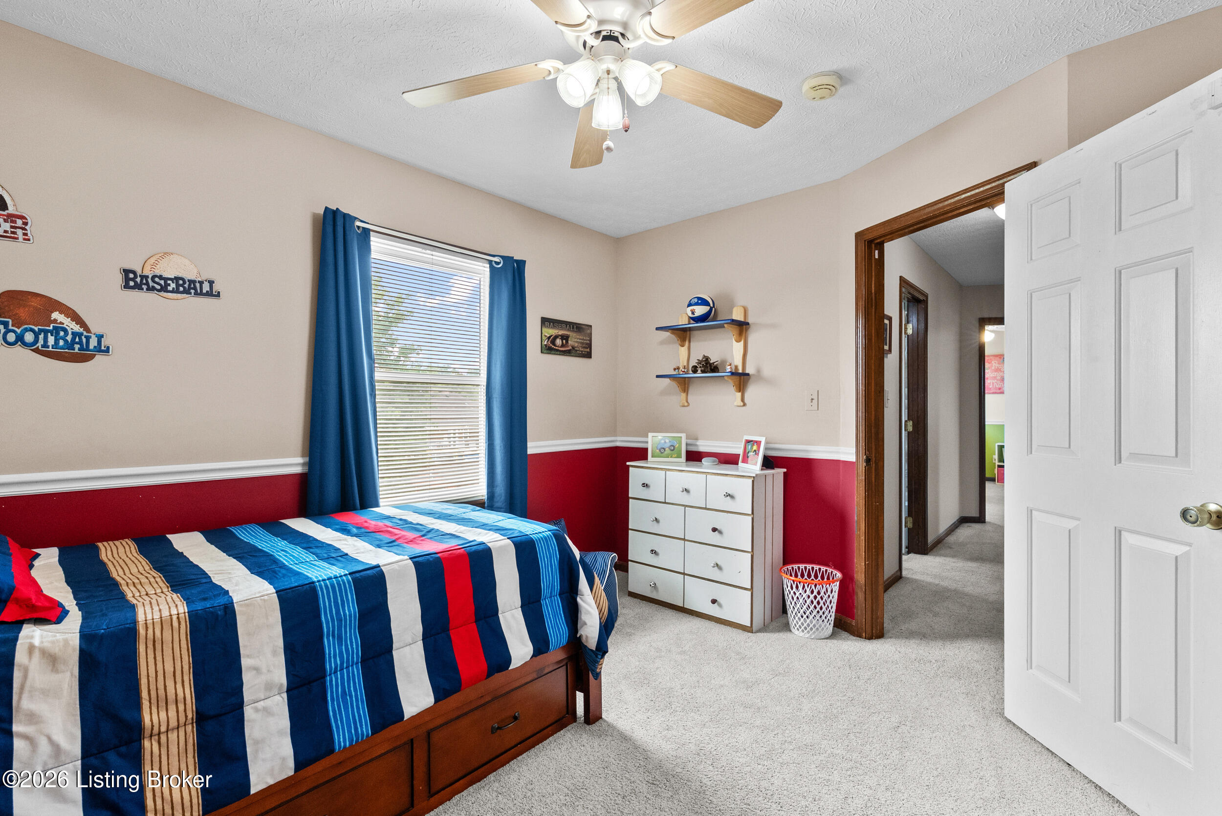 312 New England Ct Property Photo 30