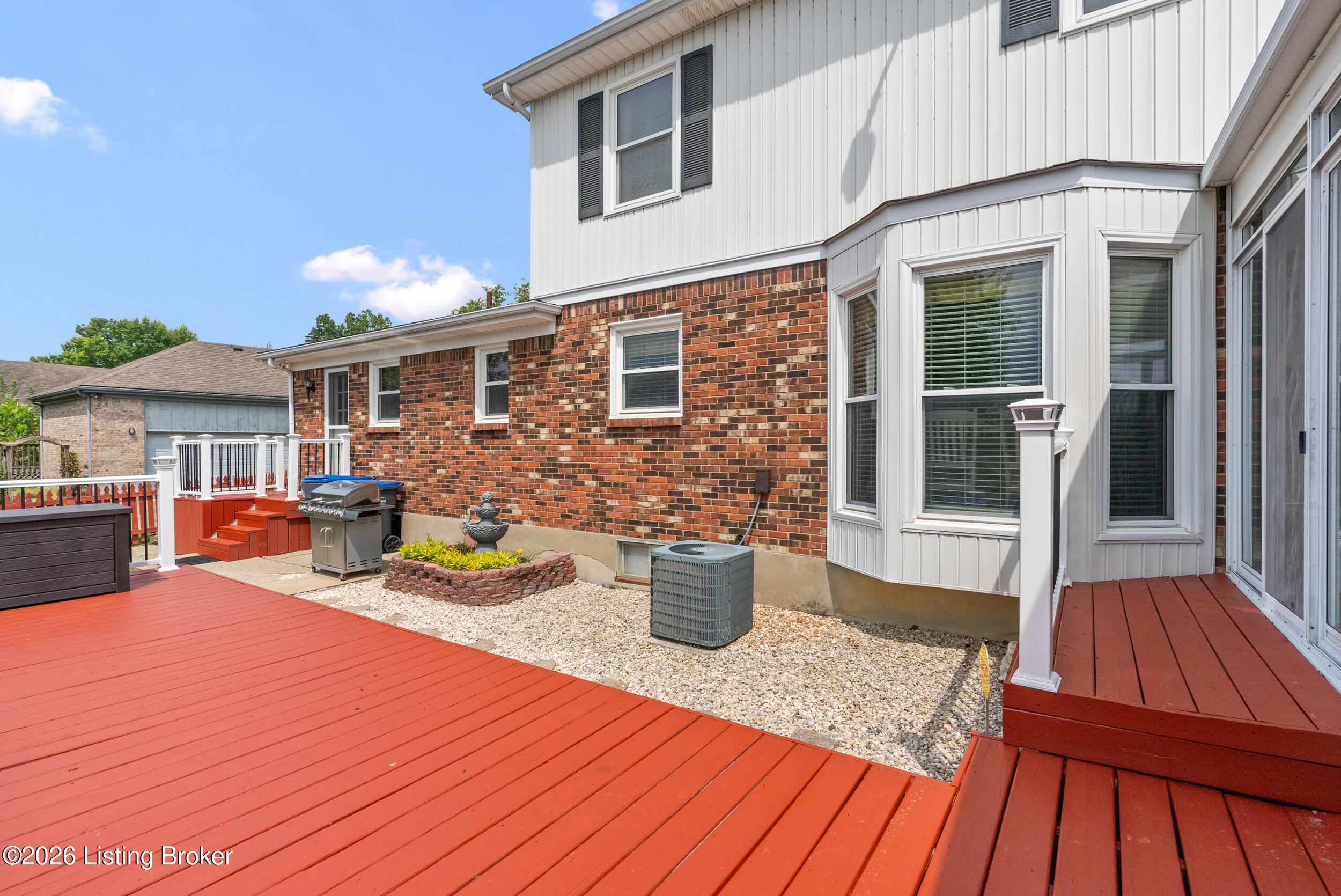 312 New England Ct Property Photo 50