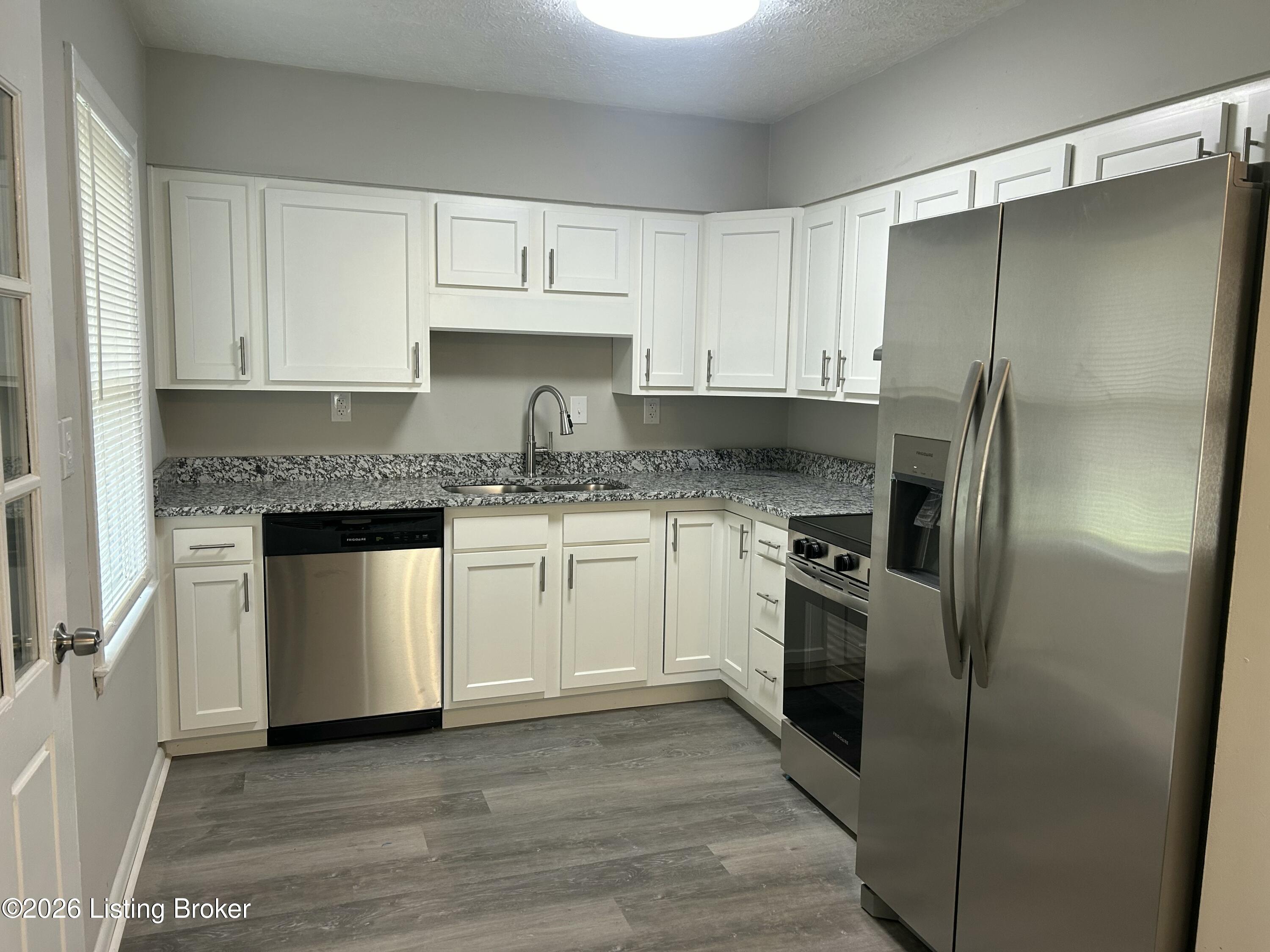 1208 Gallant Fox Run Rd Property Photo 11