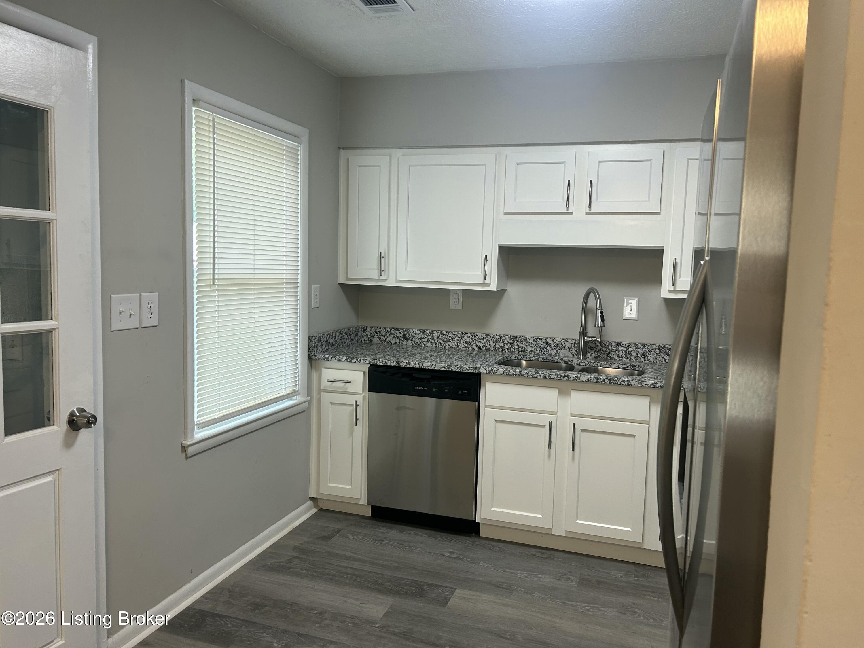 1208 Gallant Fox Run Rd Property Photo 13