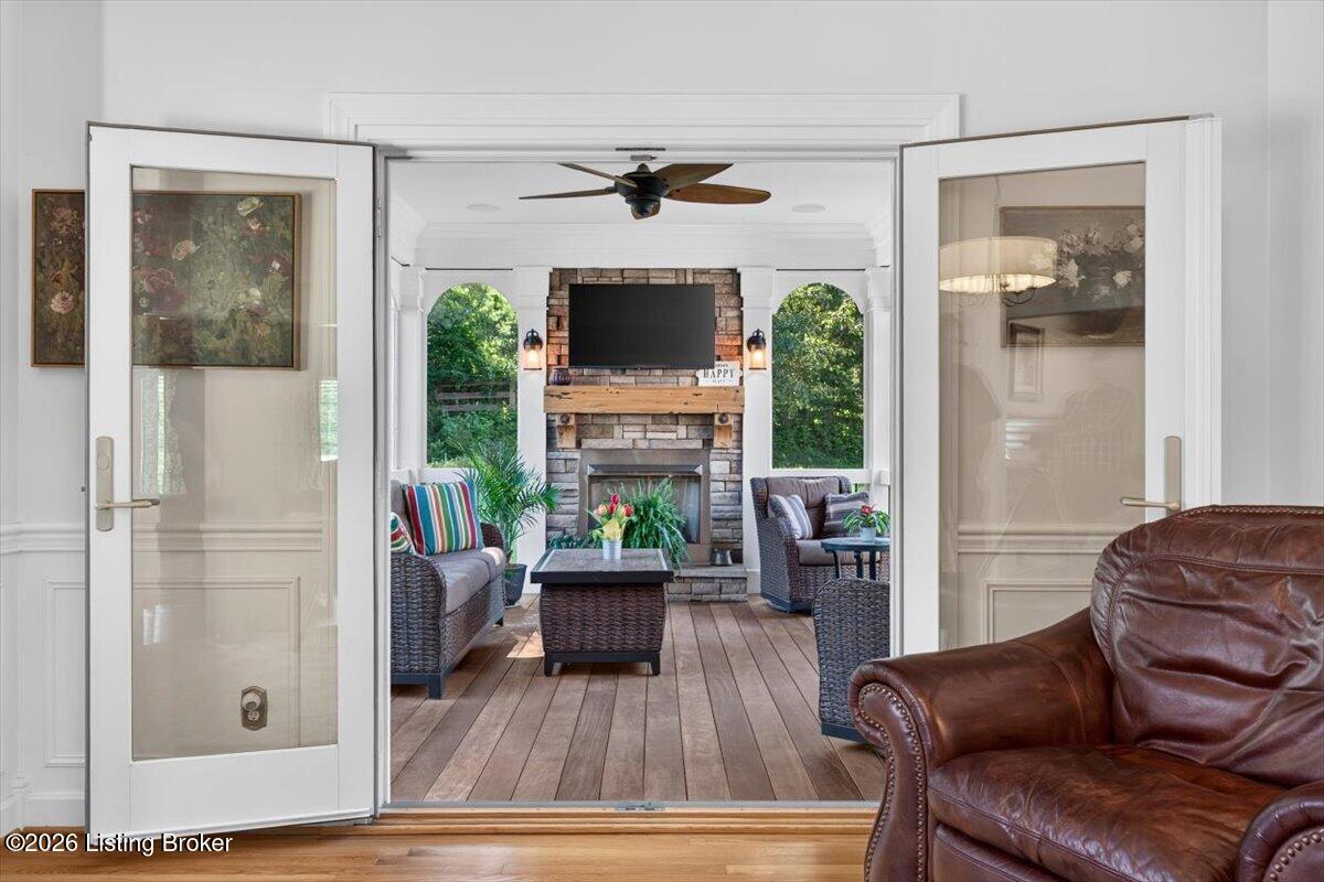 7389 Wolfspring Trace Property Photo 8