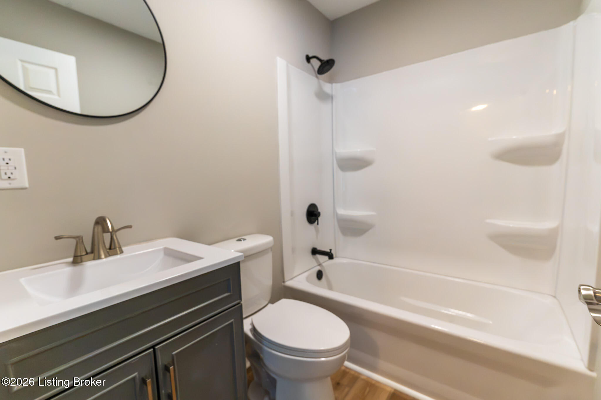 106 Hardin Ct Property Photo 6